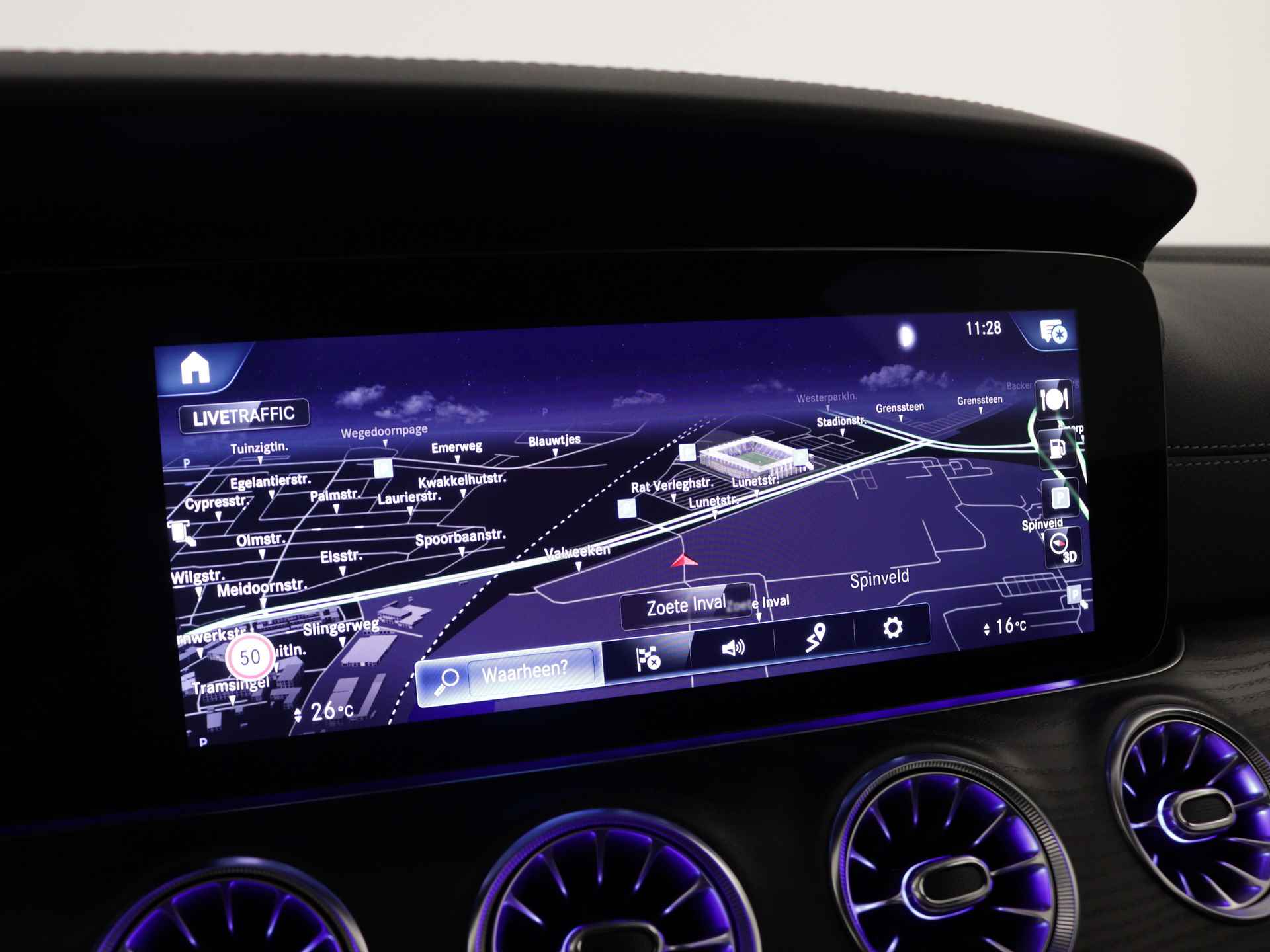 Mercedes-Benz E-Klasse 200 AMG Line | Multi spaaks lichtmetalen velgen | Panoramadak | Burmester | Memory Seats | 360 Camera | Navigatie | wide screen | Inclusief 24 maanden Mercedes-Benz Certified garantie voor Europa. - 10/45