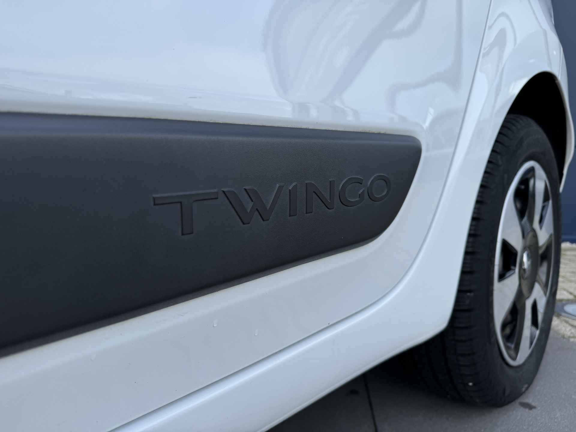 Renault Twingo 1.0 SCe 70pk Expression | Airco | Bluetooth audio | LMV - 6/27