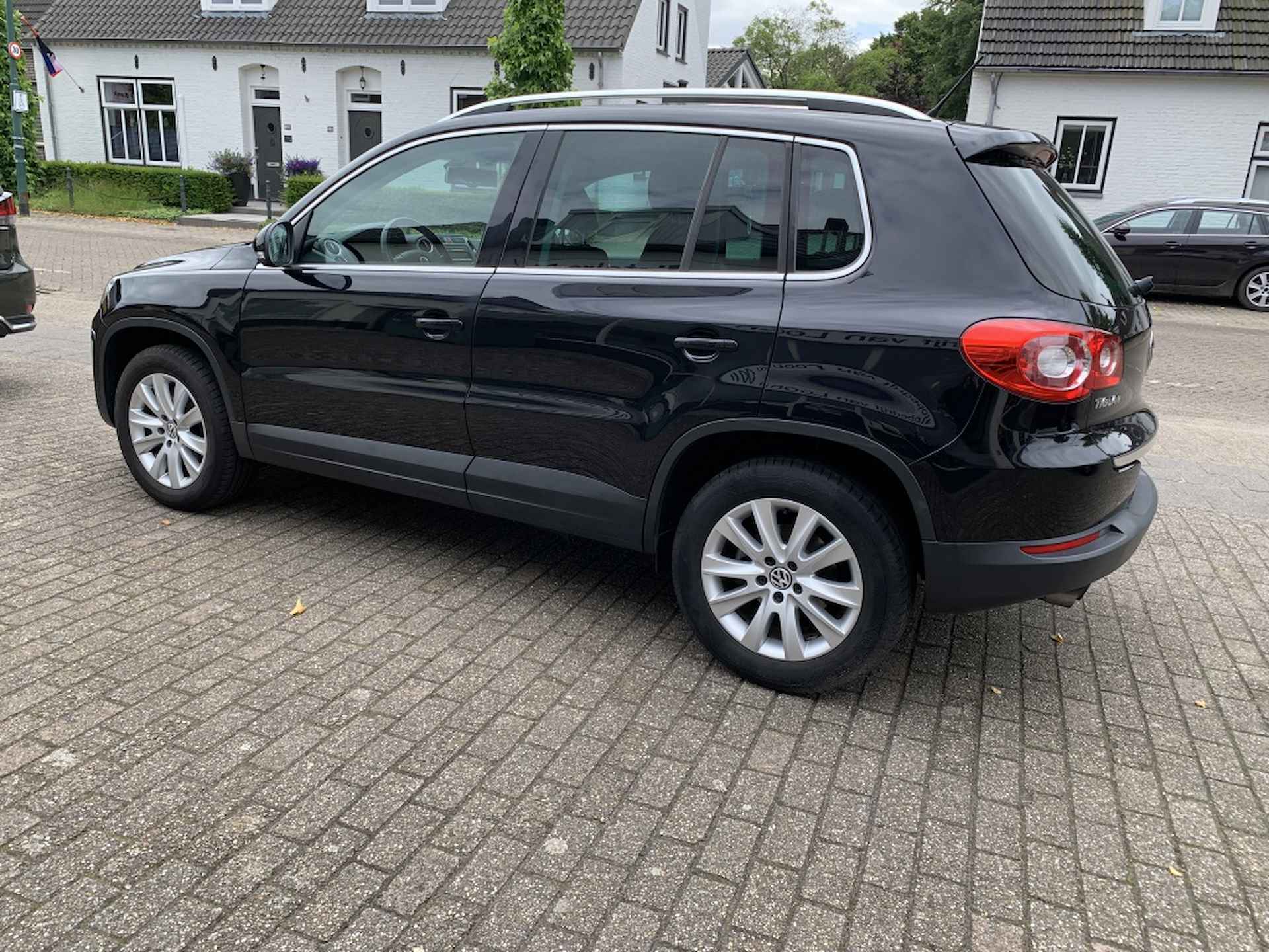 Volkswagen Tiguan 1.4 TSI Sport&Style - 4/31