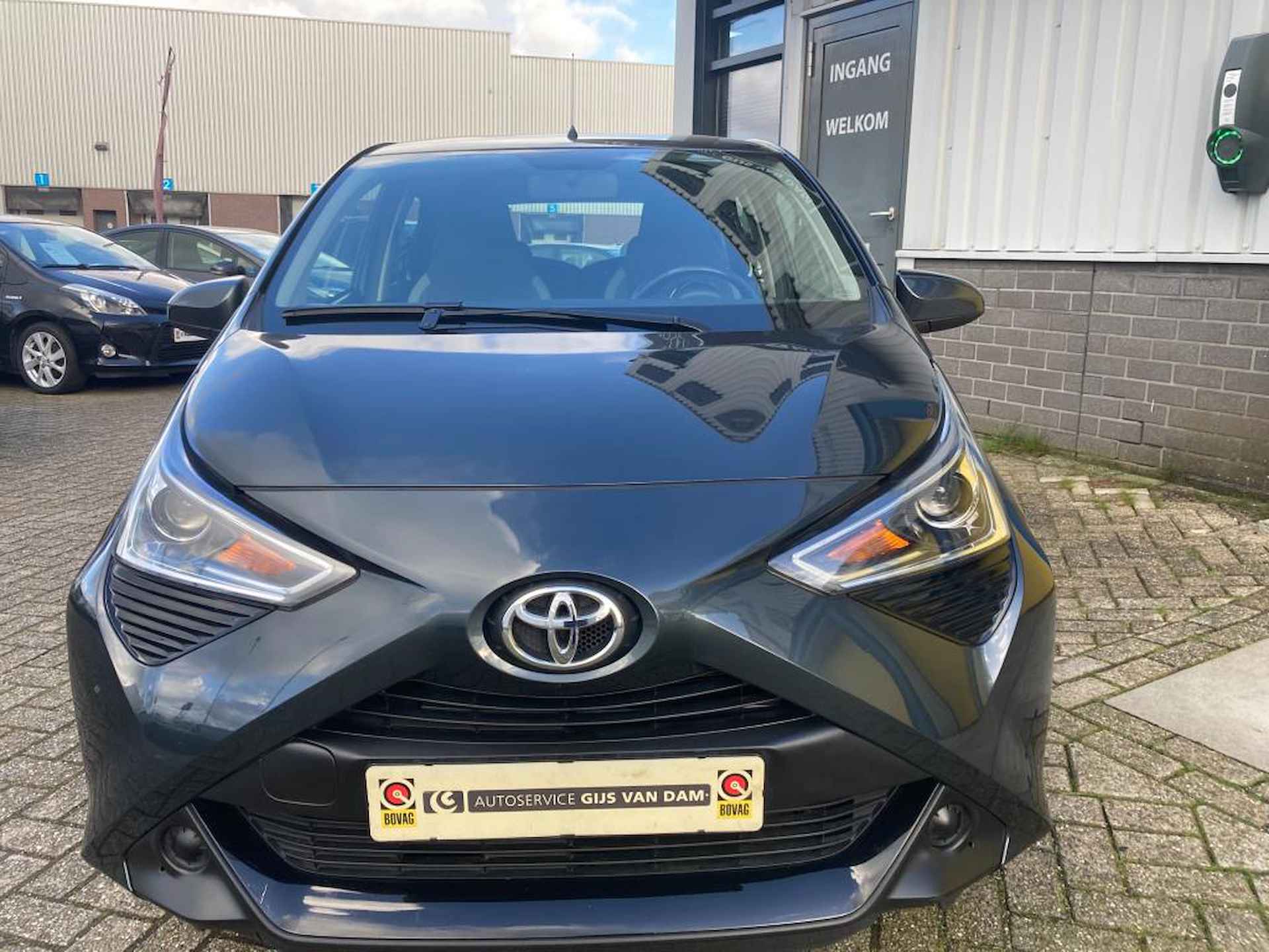 Toyota Aygo 1.0 VVT-i x-play limited "All-in" prijs! - 7/12