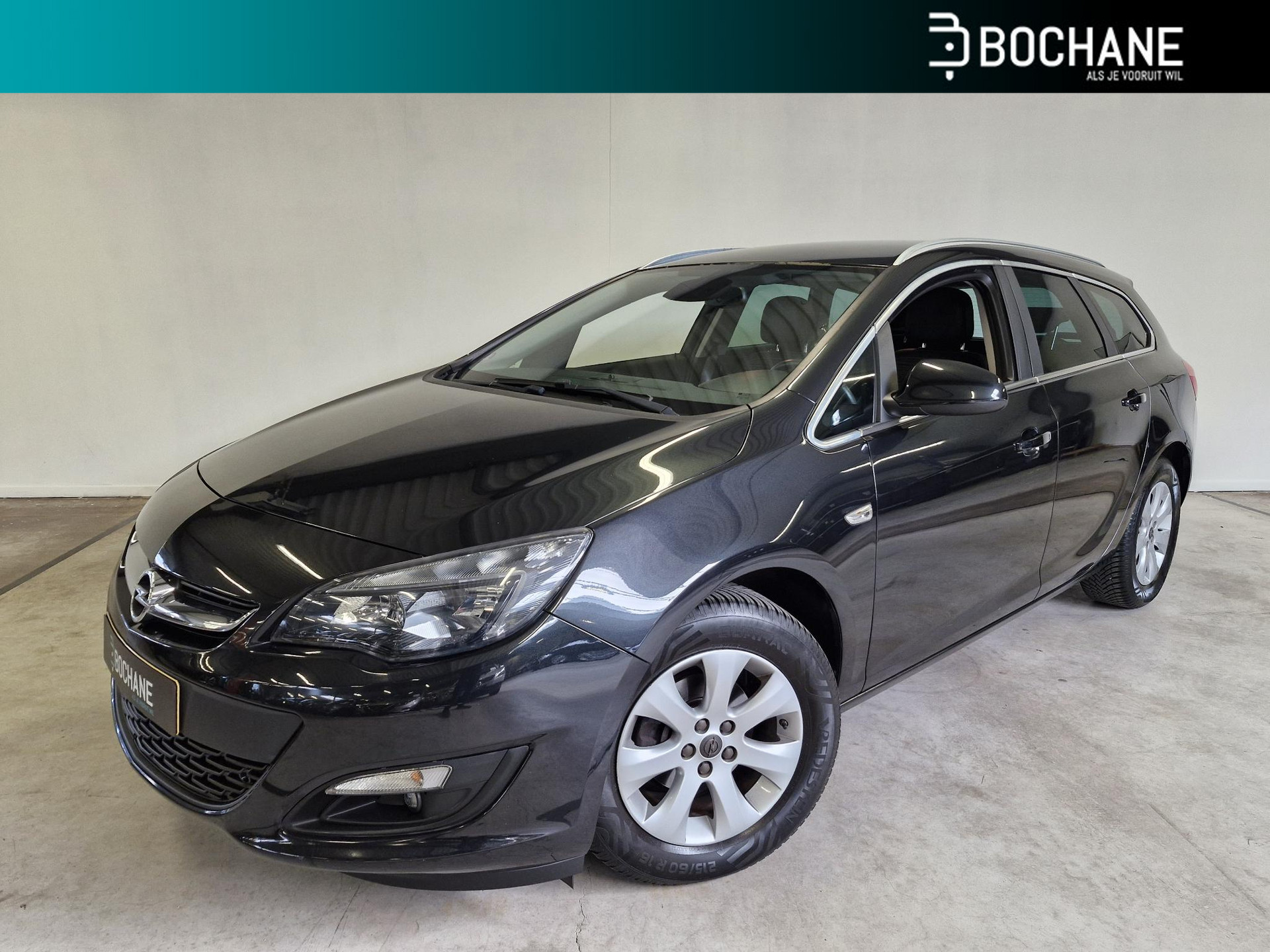 Opel Astra Sports Tourer 1.4 Turbo Business + | NL-auto | Trekhaak | Navigatie | Clima