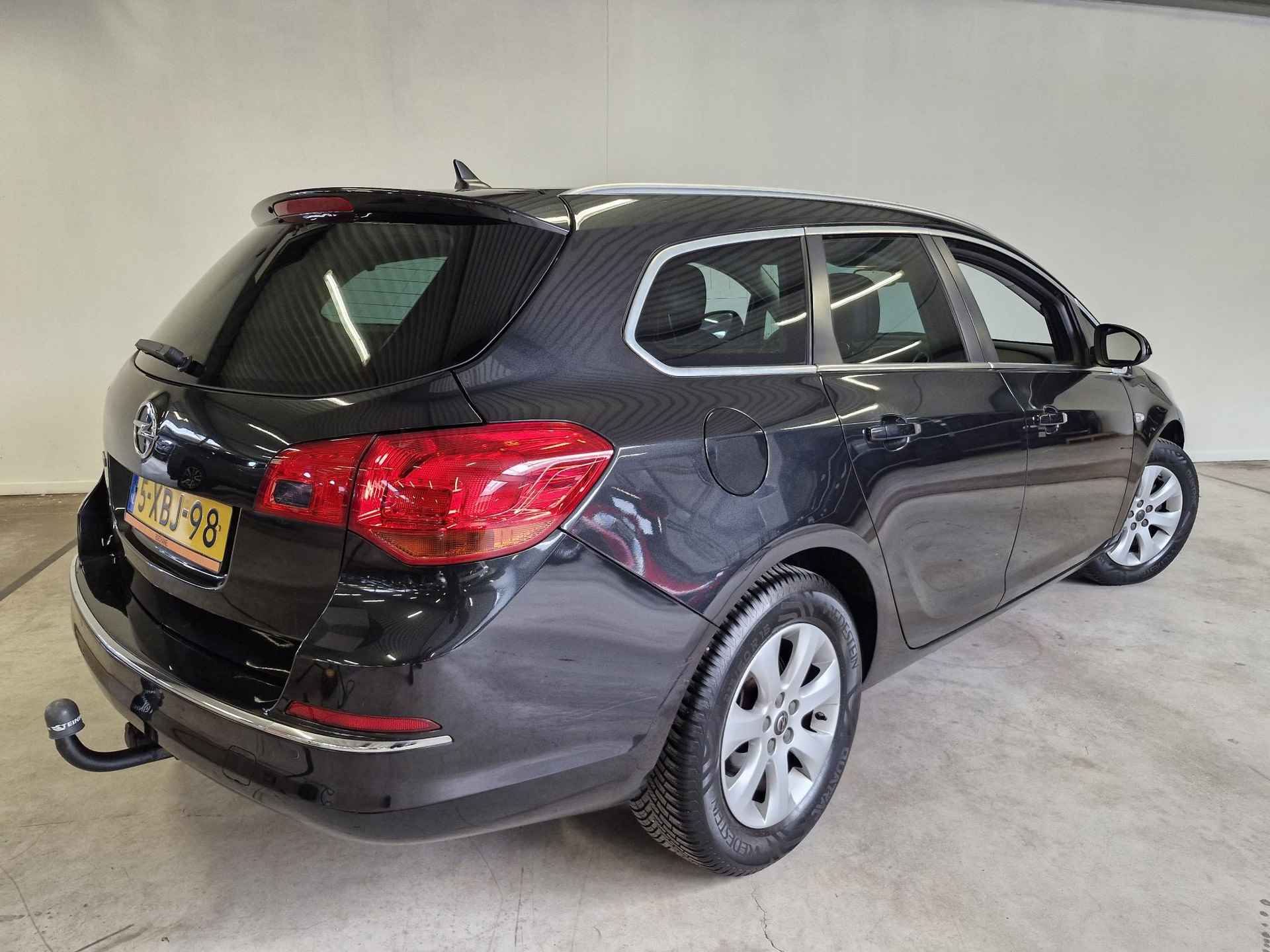 Opel Astra Sports Tourer 1.4 Turbo Business + | NL-auto | Trekhaak | Navigatie | Clima - 13/27