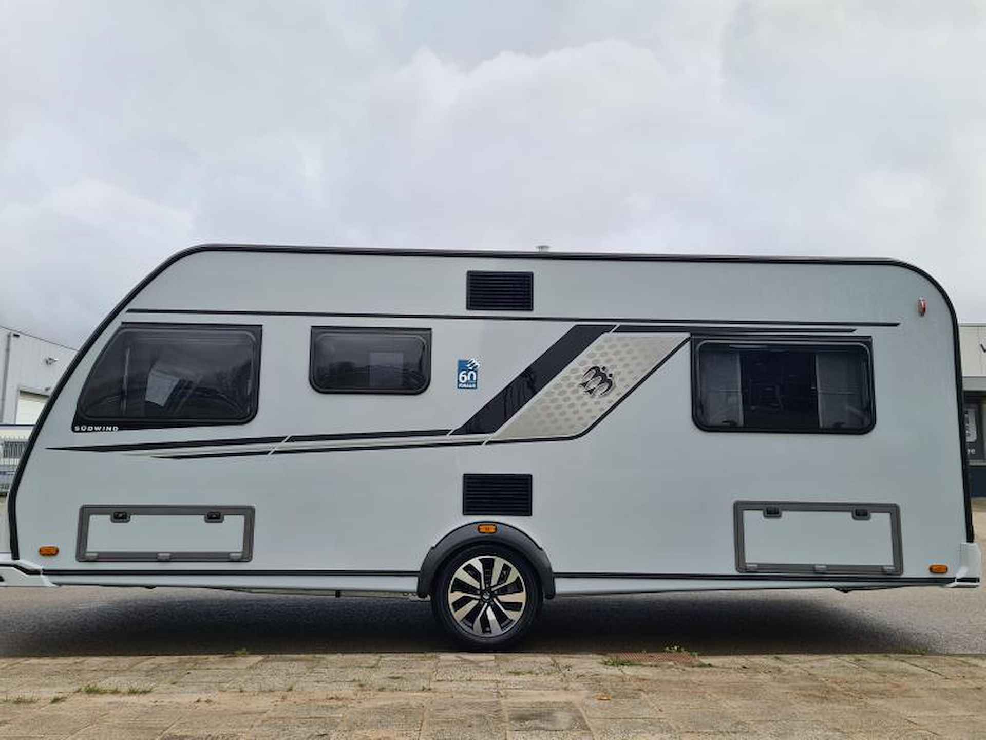 Knaus Sudwind 540 UE Nieuw 2025 Panoramadak! - 7/18