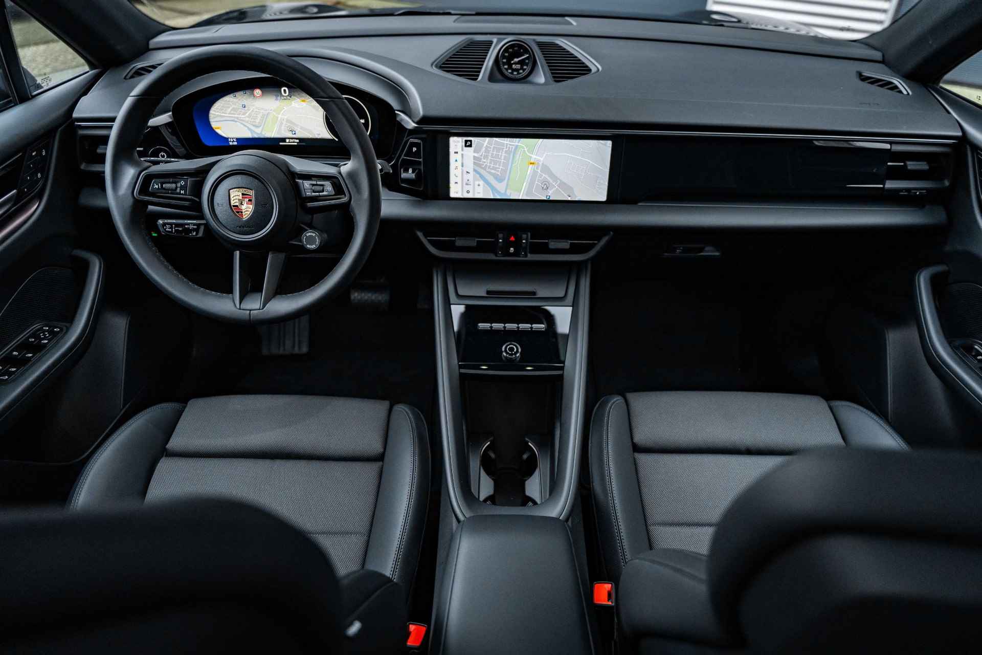 Porsche Macan 4 100 kWh |Panorama dak |18-weg stoelen |21" |Sport chrono | - 11/57