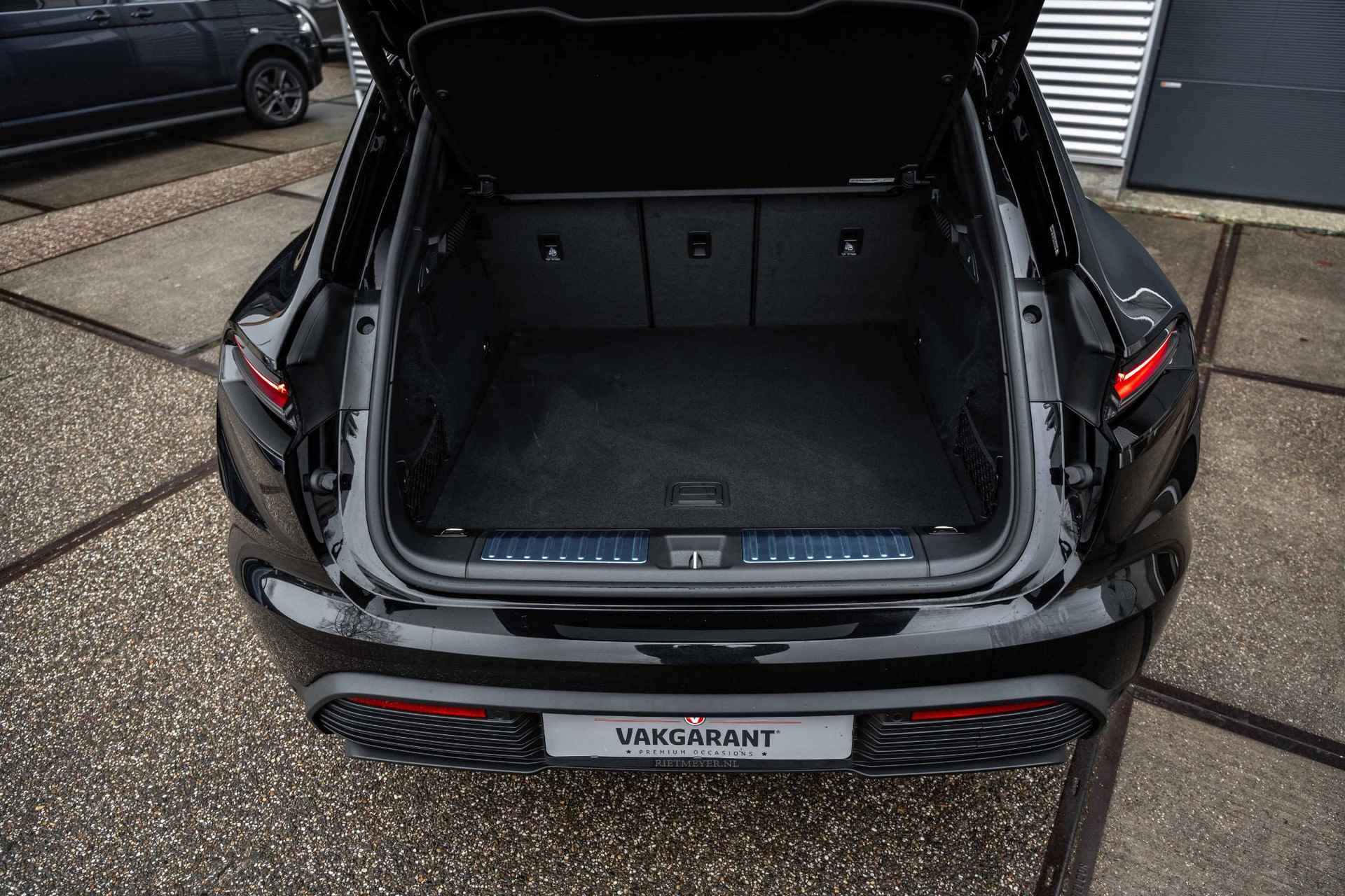 Porsche Macan 4 100 kWh |Panorama dak |18-weg stoelen |21" |Sport chrono | - 25/57