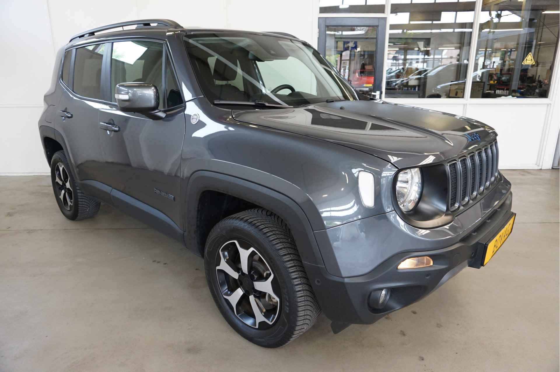 Jeep Renegade 4xe 240 Plug-in Hybrid Electric Trailhawk Navi 240Pk - 5/55