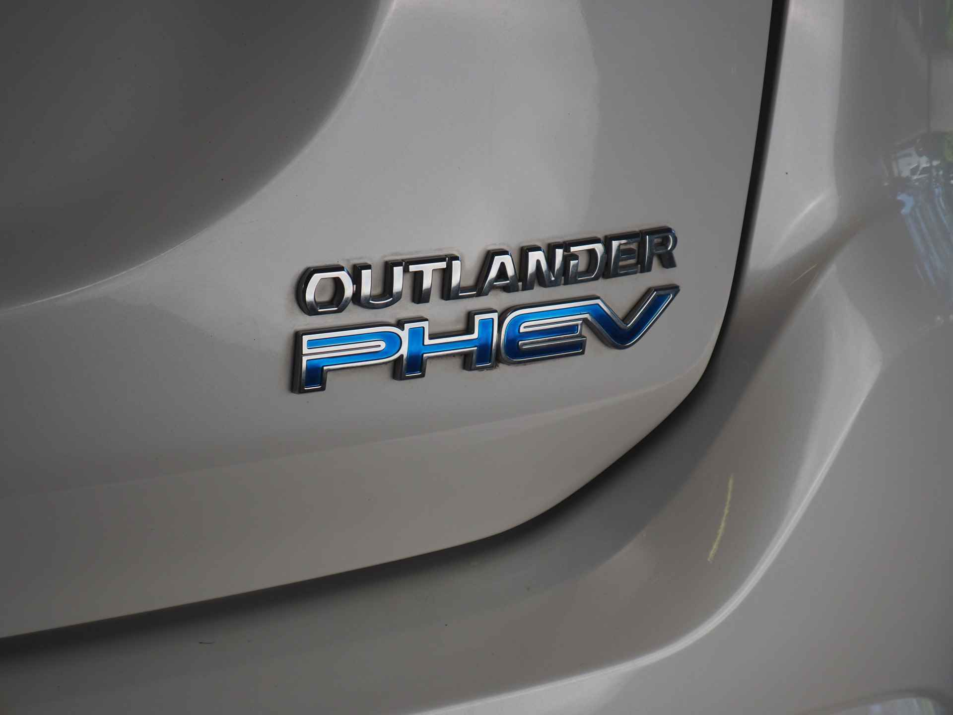 Mitsubishi Outlander 2.4 PHEV Pure+ | achteruitrijcamera | cruise control - 6/38