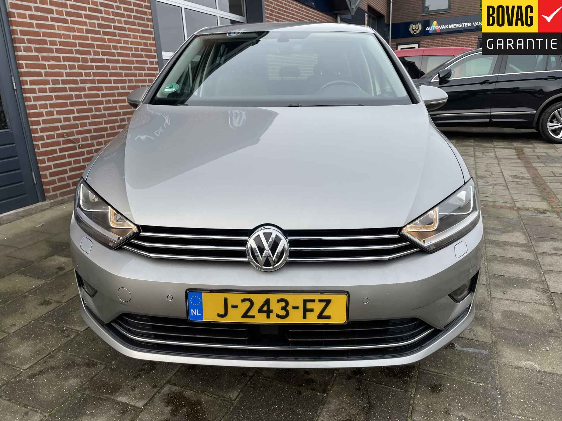 Volkswagen Golf Sportsvan 1.2 TSI ALLSTAR 110pk 4 cilinder motor ( Navigatie, Trekhaak, Adaptive Cruise control, PDC voor en achter) RIJKLAARPRIJS! - 28/47