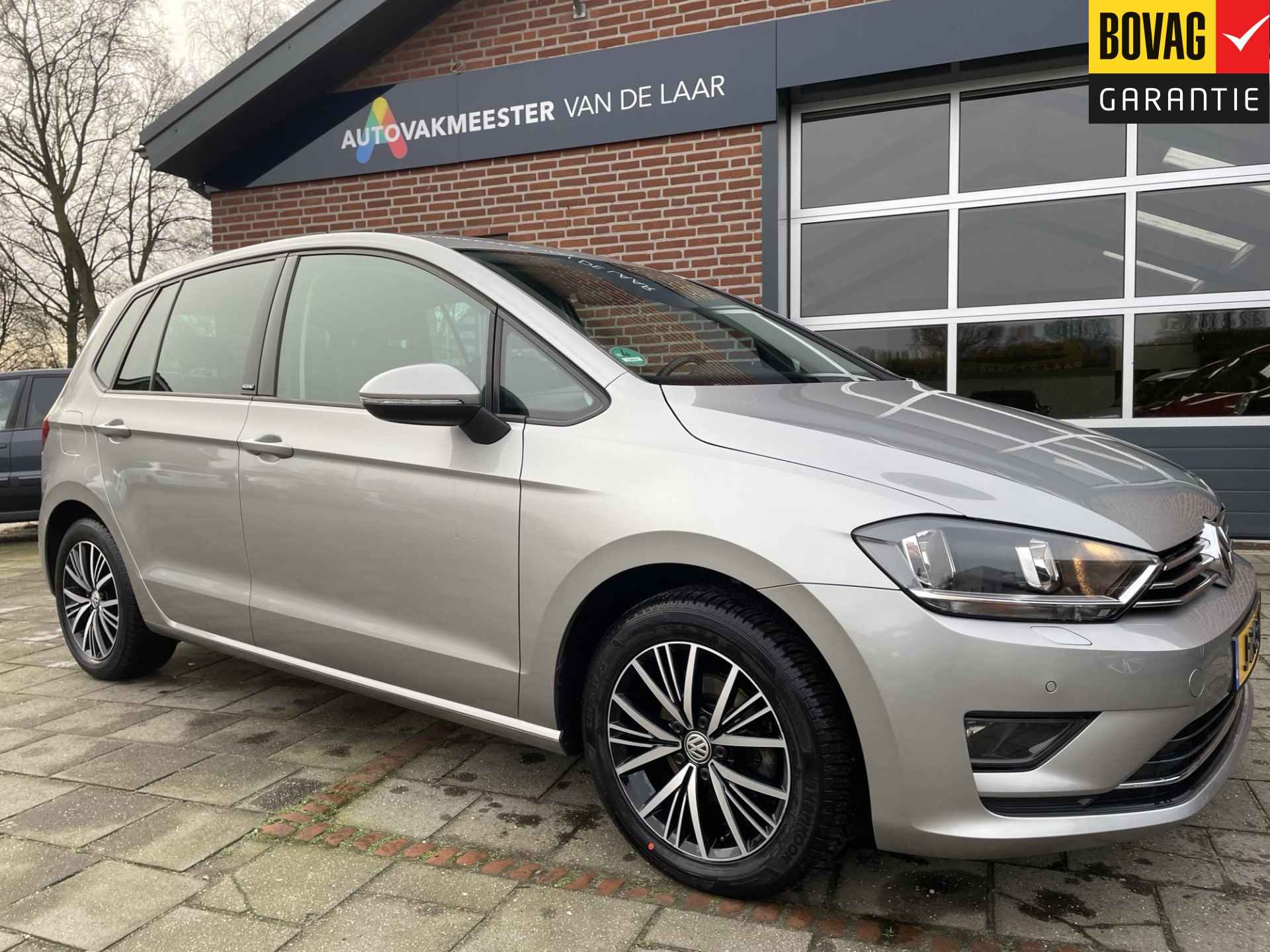 Volkswagen Golf Sportsvan 1.2 TSI ALLSTAR 110pk 4 cilinder motor ( Navigatie, Trekhaak, Adaptive Cruise control, PDC voor en achter) RIJKLAARPRIJS! - 31/47