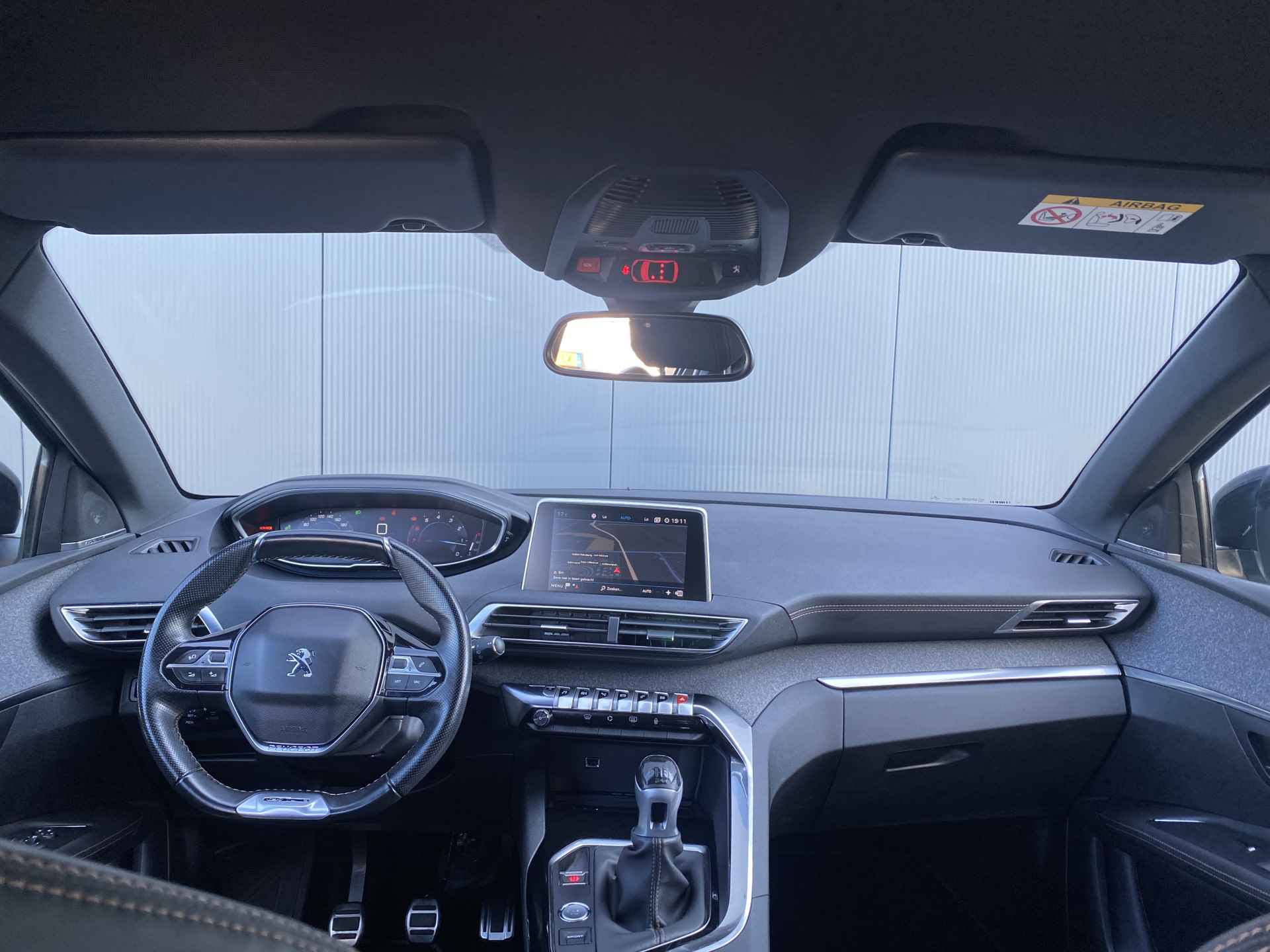 Peugeot 3008 1.2 130pk GT Line Two-Tone | Focal Audio | Camera | Climate controle | 19'' velgen | Dodehoek detectie - 15/28