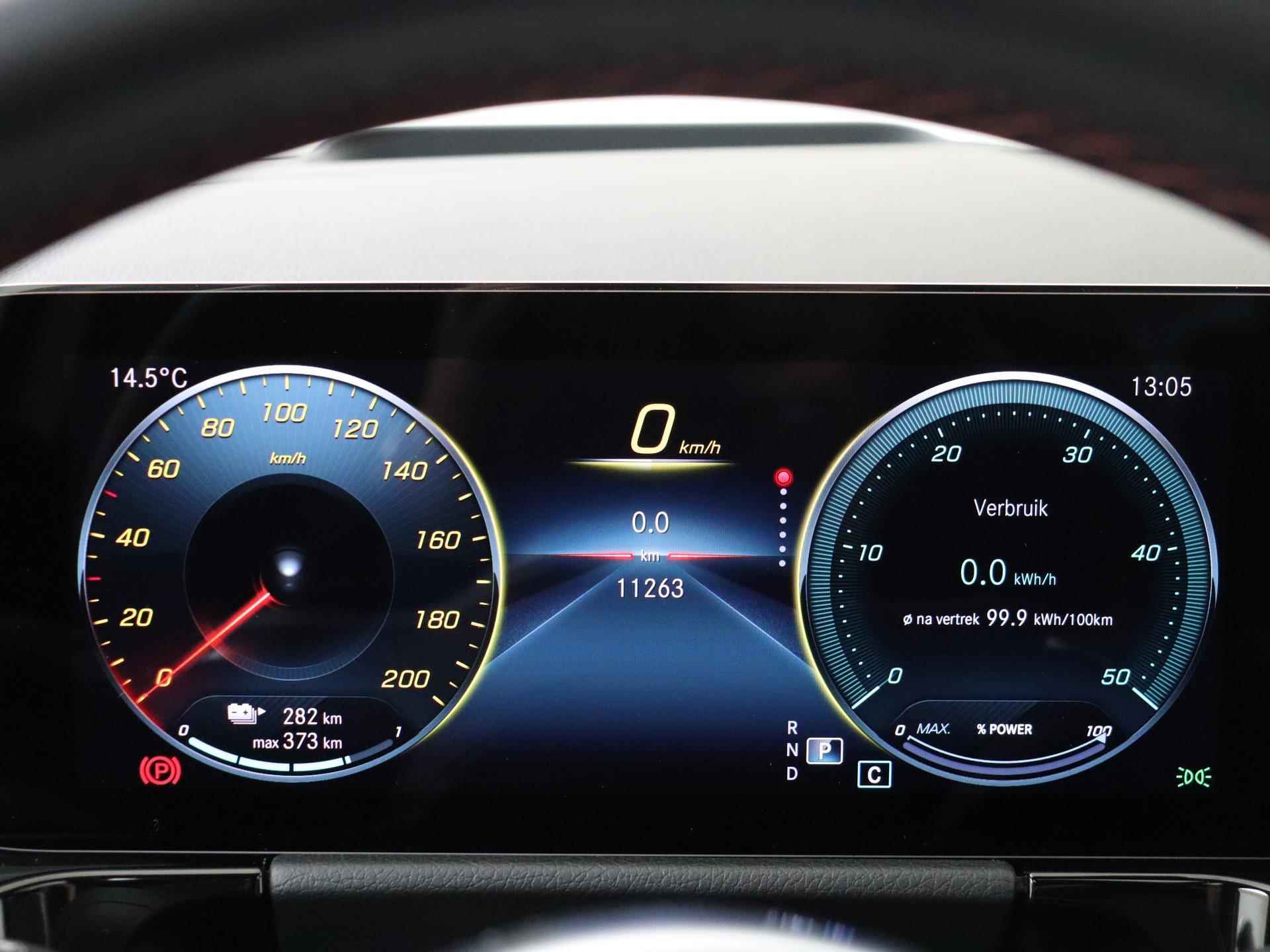 Mercedes-Benz EQA 250 AMG Line 67 kWh / Night-Pakket / Panaroma-schuifdak / Stoelverwarming / Achteruitrijcamera / Dodehoek-Assistent / - 4/33