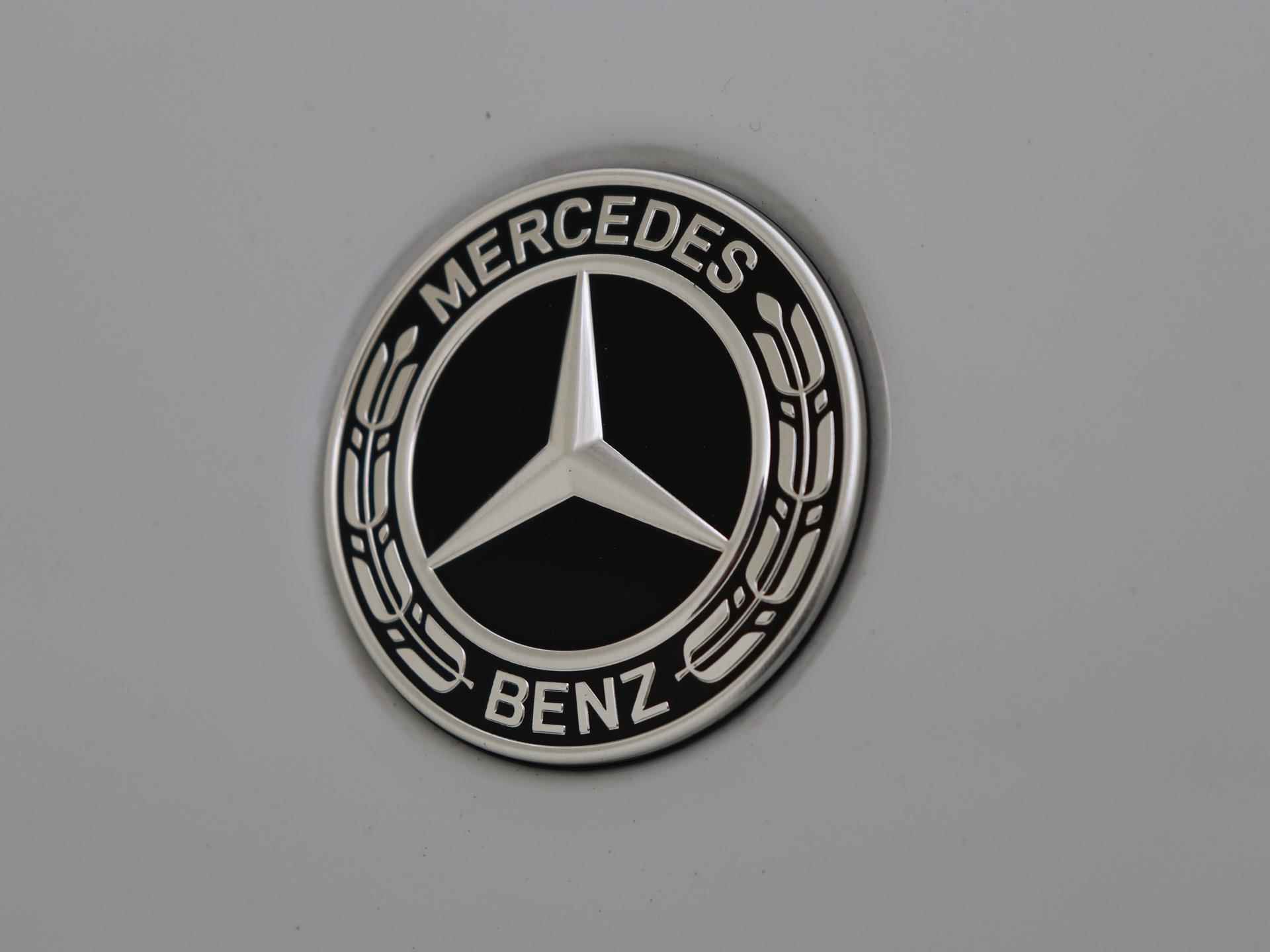 Mercedes-Benz EQA 250 AMG Line 67 kWh / Night-Pakket / Panaroma-schuifdak / Stoelverwarming / Achteruitrijcamera / Dodehoek-Assistent / - 31/33