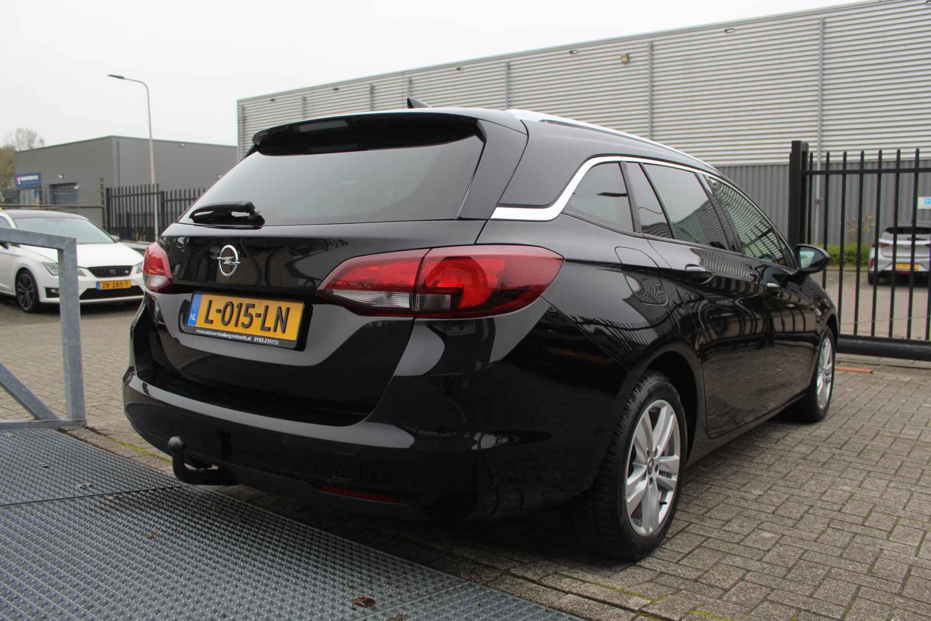 Opel Astra Sports Tourer 1.4 Turbo Trekhaak/Apple & Android Carplay/Stoel & Stuur Verwarming/Navigatie/Bluetooth. - 8/25