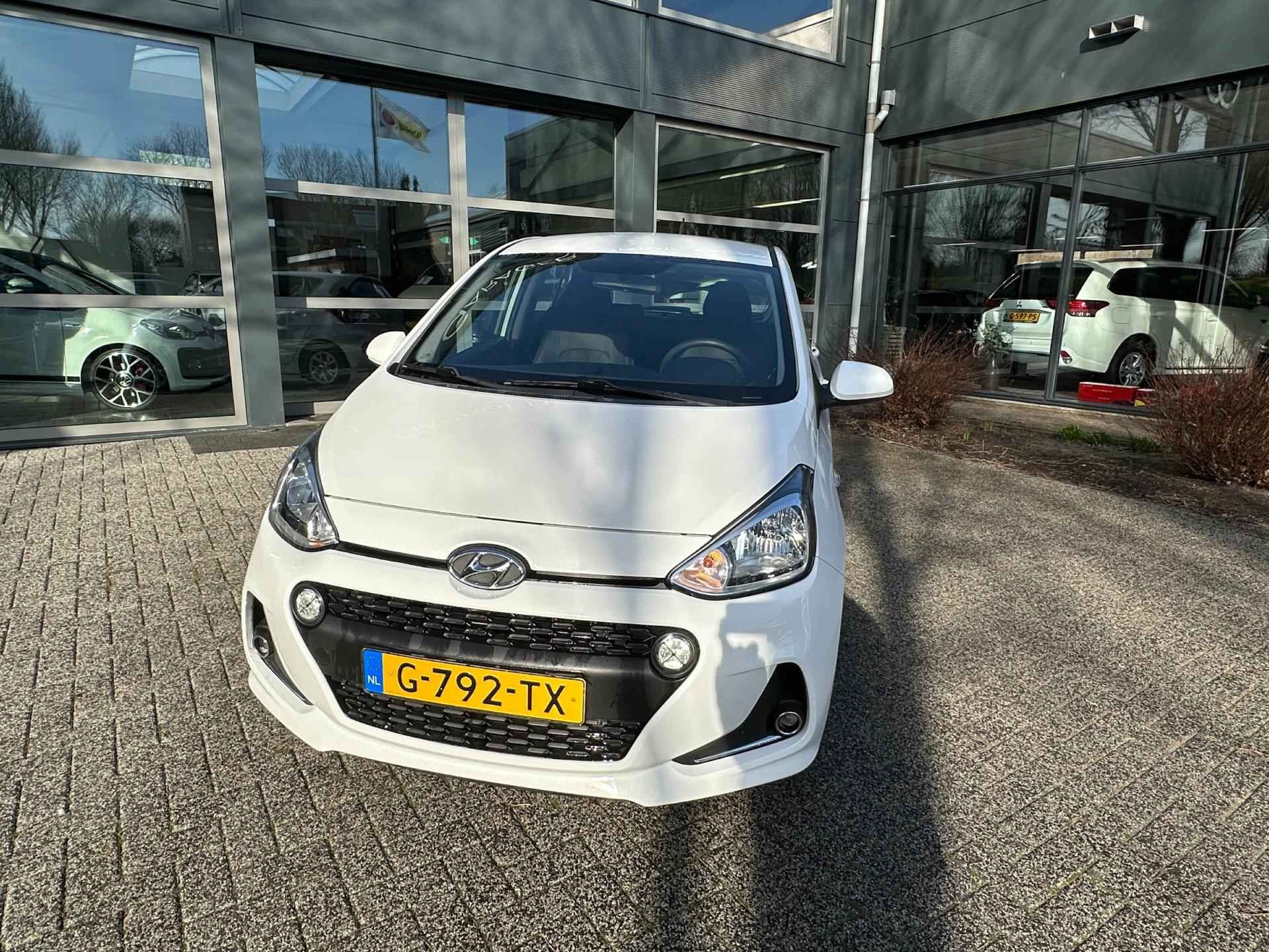 Hyundai I10 1.0i Comfort airco - cruise control 41000km !!! - 9/22