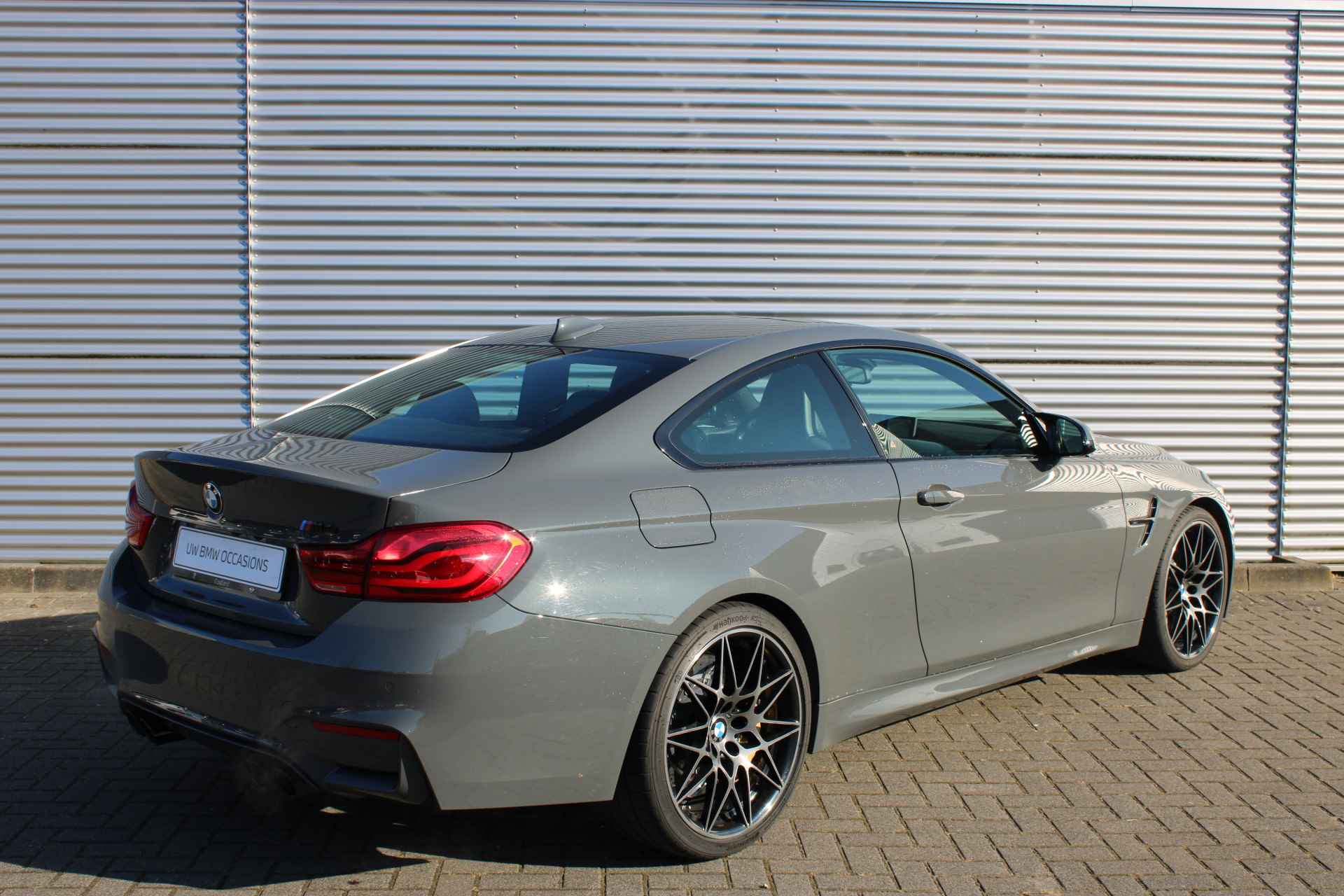 BMW 4 Serie Coupé M4 Competition High Executive Automaat / Schuif-kanteldak / Achteruitrijcamera / M Carbon-keramisch remmen / Adaptieve LED / Head-Up / Adaptief M onderstel / Comfort Access - 5/26