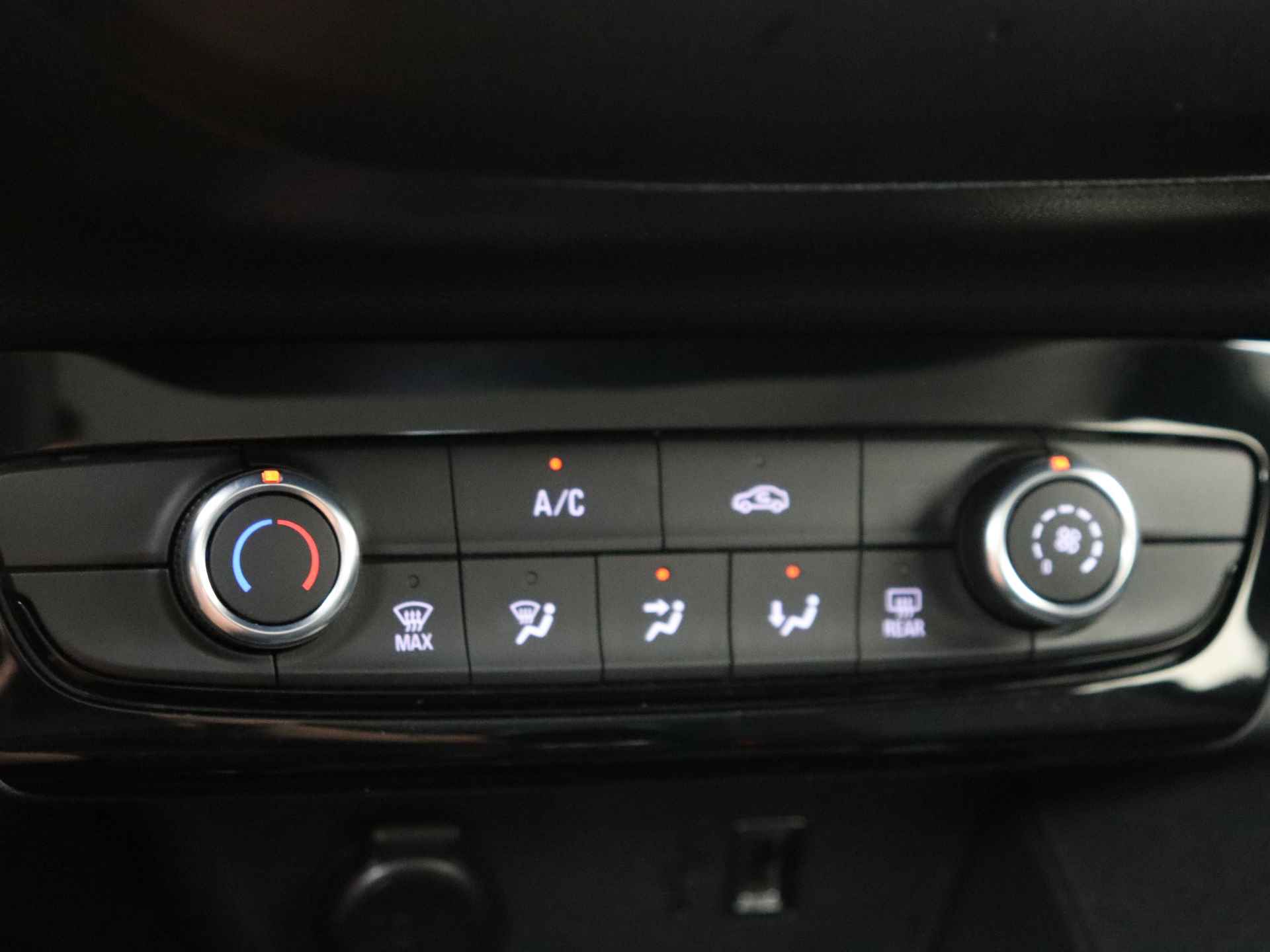 Opel Corsa 1.2 Edition 5 deurs | Navigatie by App | Airco | Lichtmetalen Velgen - 16/27