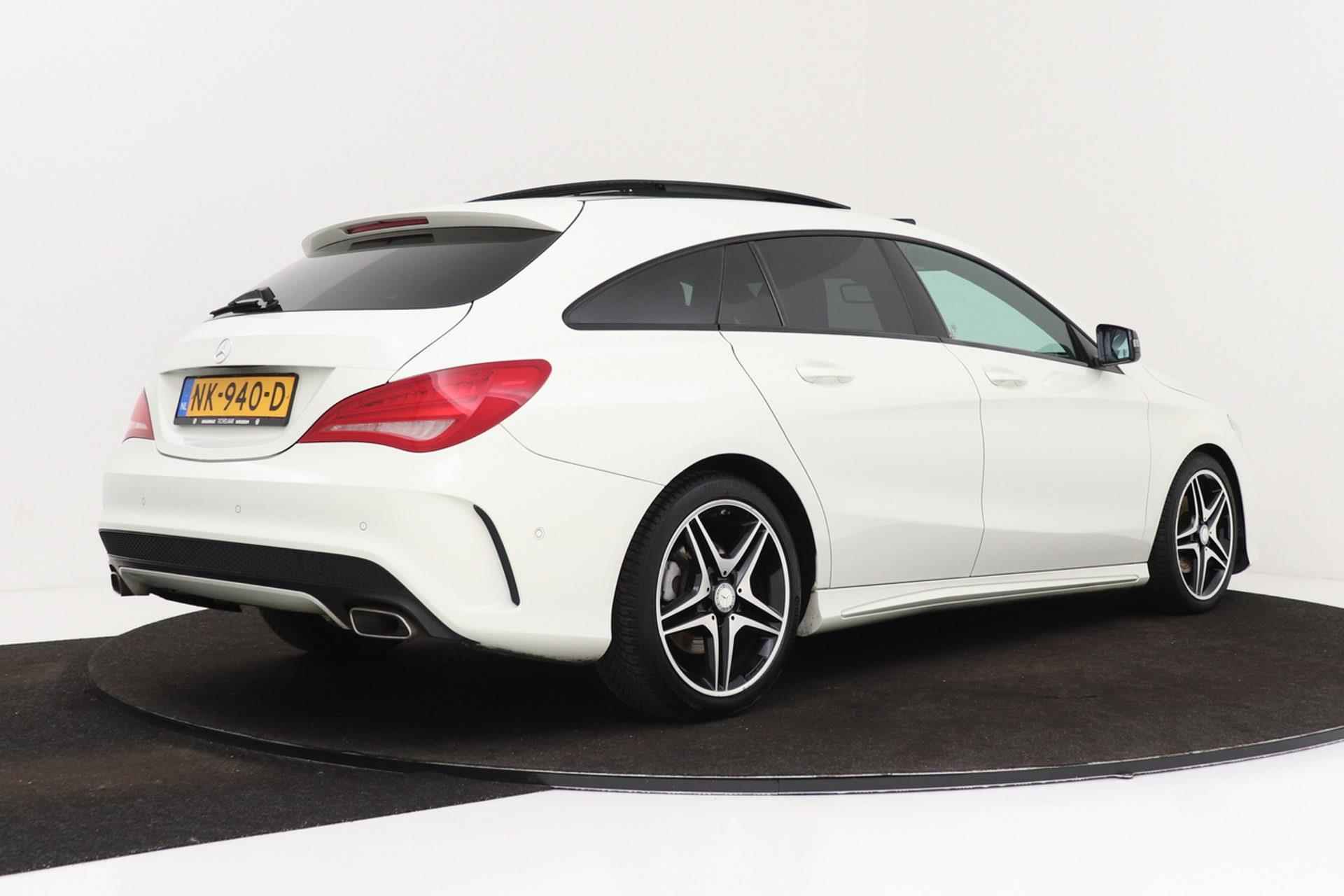 Mercedes-Benz CLA-klasse Shooting Brake 180 Edition | AMG-Line | Panoramadak | Climate Control | Navigatie | Stoelverwarming | - 2/44