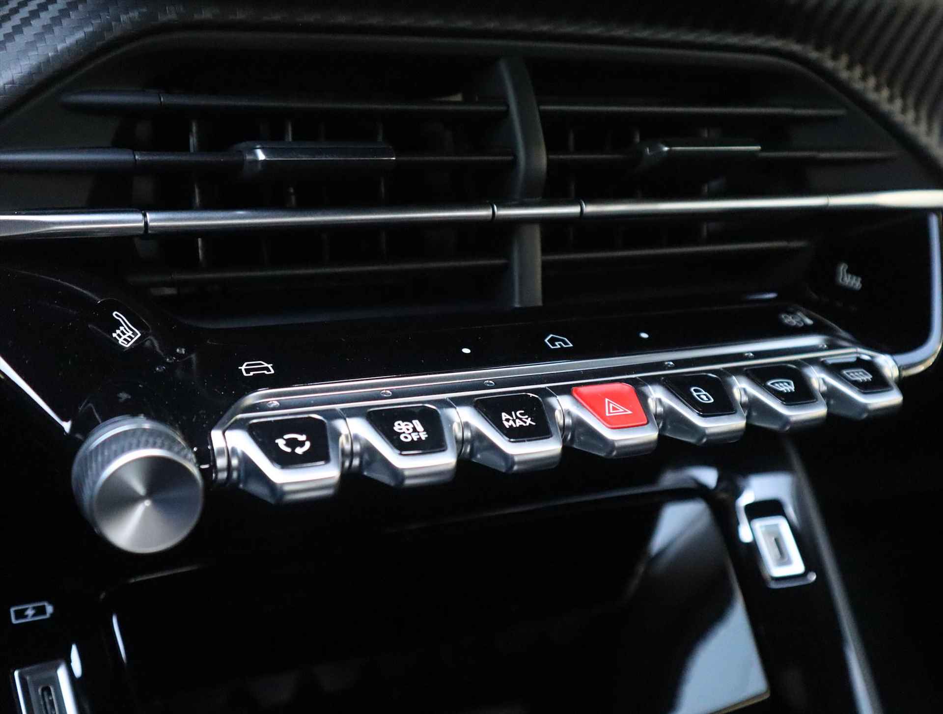 Peugeot e-2008 SUV Allure EV 54 kWh 156pk, Rijklaarprijs, Navigatie Stoelverwarming Parkeercamera LED verlichting - 40/63