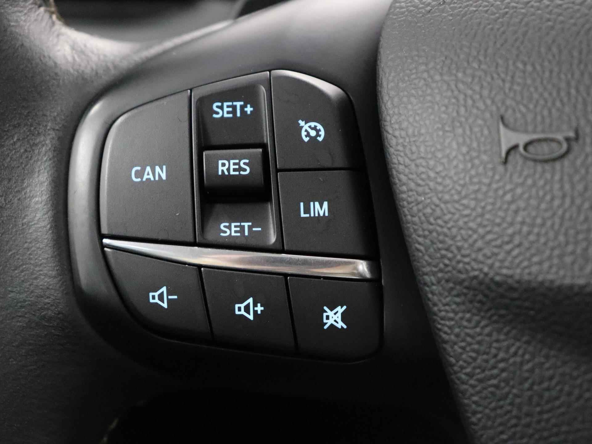 Ford Focus Vignale 1.5 Ecoboost 150PK Automaat | Navigatiesysteem | Stuur/Stoelverwarming | Voorruitverwarming | Schuif/Kantel dak | Lederen Interieur | Apple Carplay/Android Auto | - 28/35