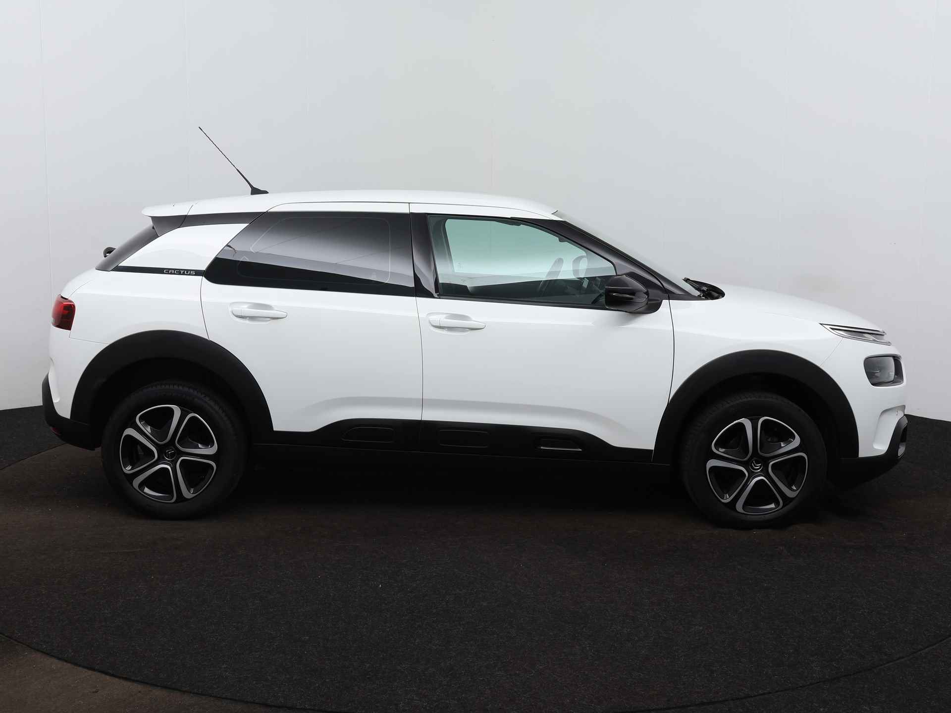 Citroën C4 Cactus PureTech 110pk Business | Rijklaar | Navigatie | Parkeersensoren | - 4/25
