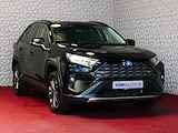 Toyota RAV4 2.5 Hybrid STYLE LED LEER CAMERA ELEK.KLEP NAVI CAMERA 18''LMV ADAP.CRUISE ELEK.STOEL/STUUR STOELVERW. ✅2024✅