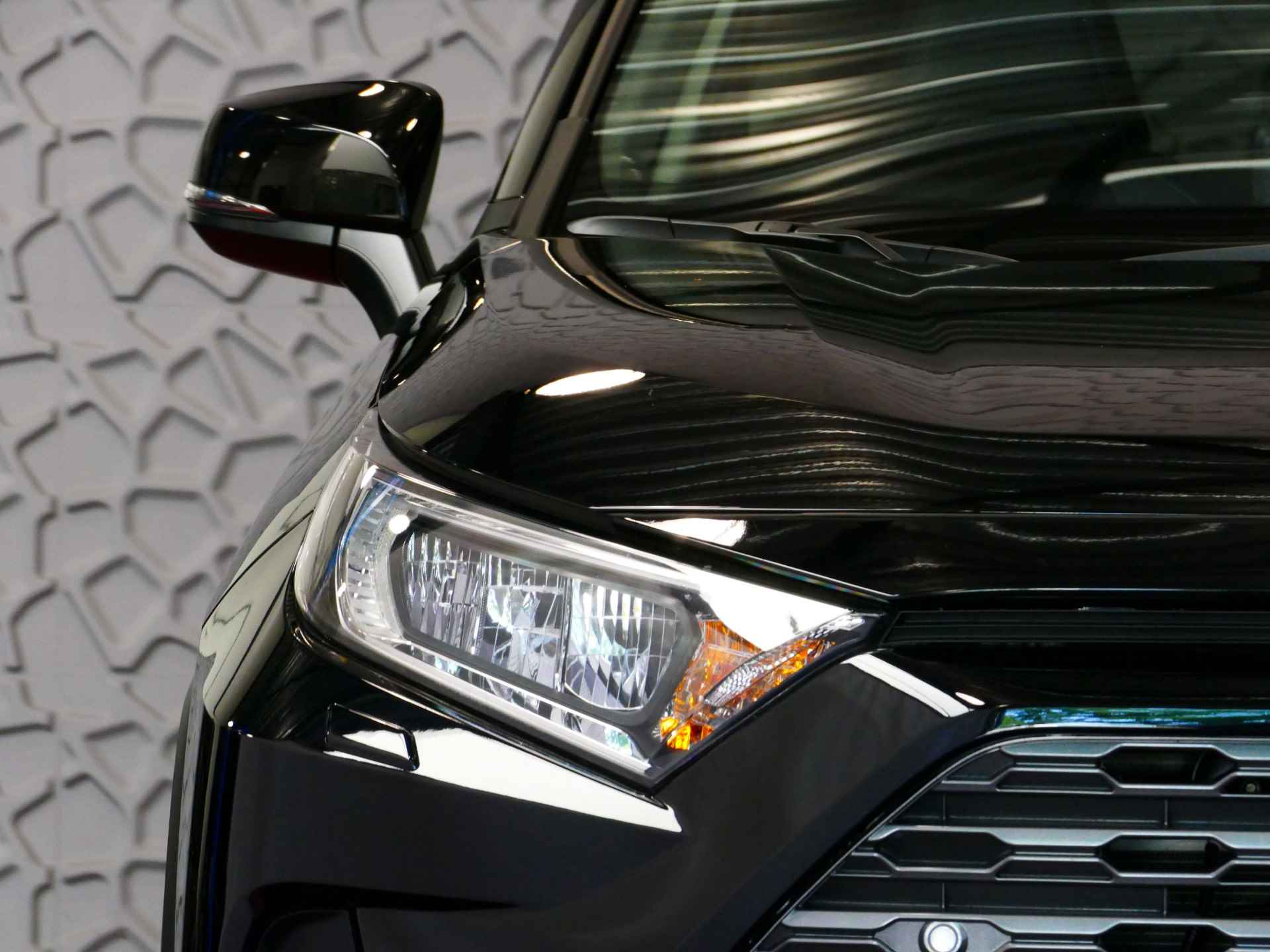 Toyota RAV4 2.5 Hybrid STYLE LED LEER CAMERA ELEK.KLEP NAVI CAMERA 18''LMV ADAP.CRUISE ELEK.STOEL/STUUR STOELVERW. ✅2024✅ - 52/70