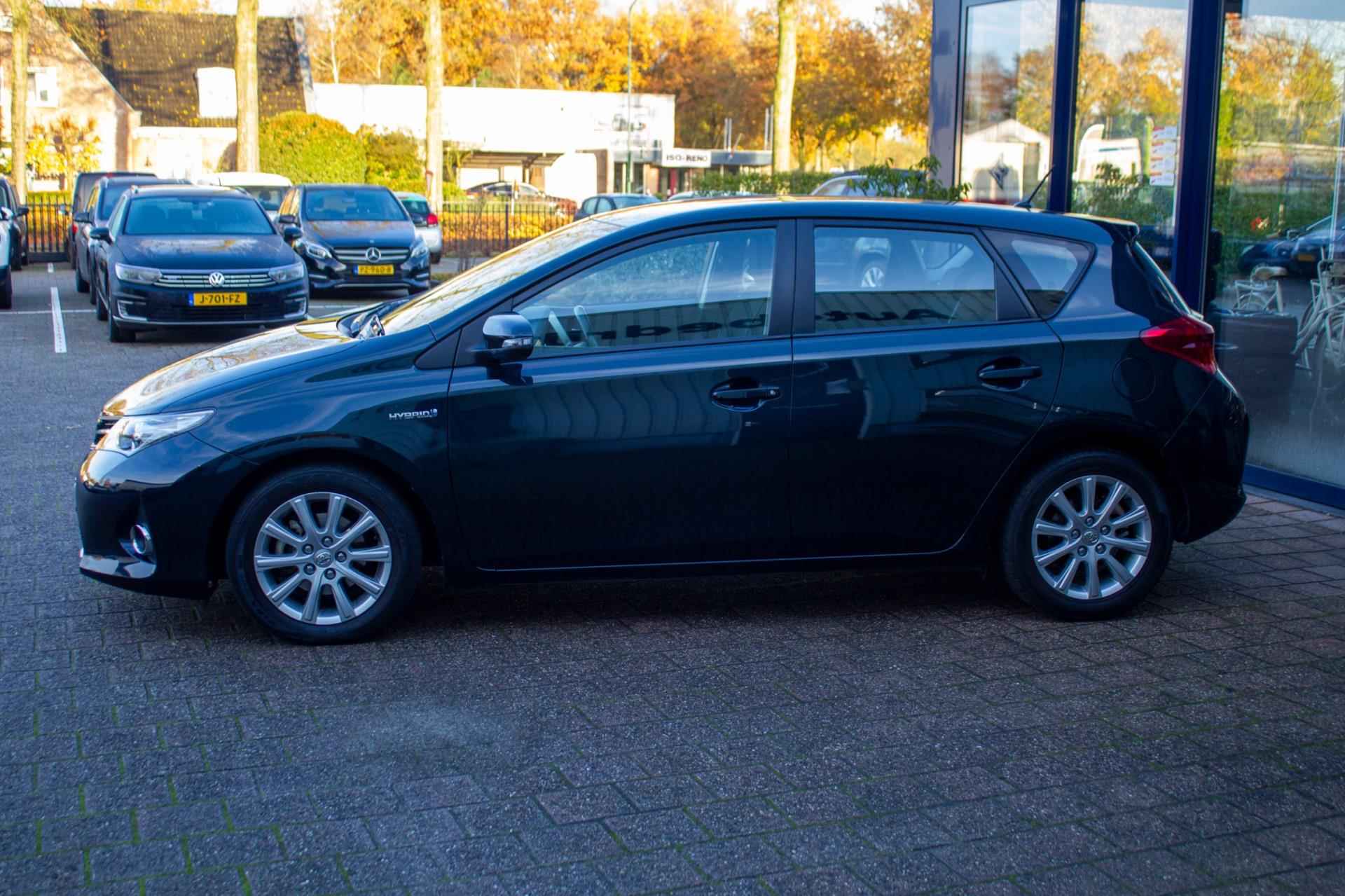 Toyota Auris 1.8 Hybrid Aspiration | Prijs rijklaar incl. 12 mnd garantie | 1e EIg. Afn Thaak Navi Camera - 6/46