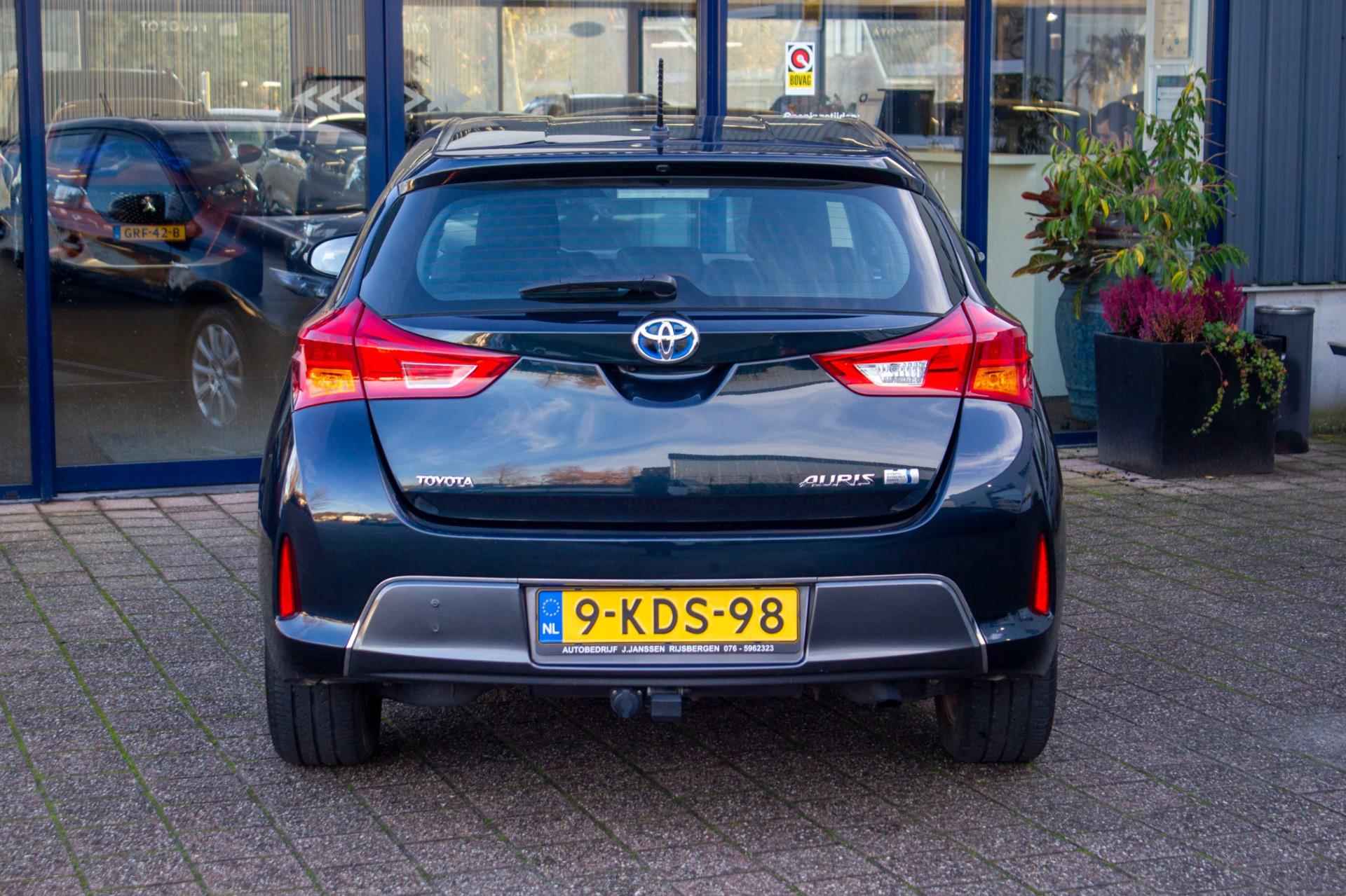 Toyota Auris 1.8 Hybrid Aspiration | Prijs rijklaar incl. 12 mnd garantie | 1e EIg. Afn Thaak Navi Camera - 12/46