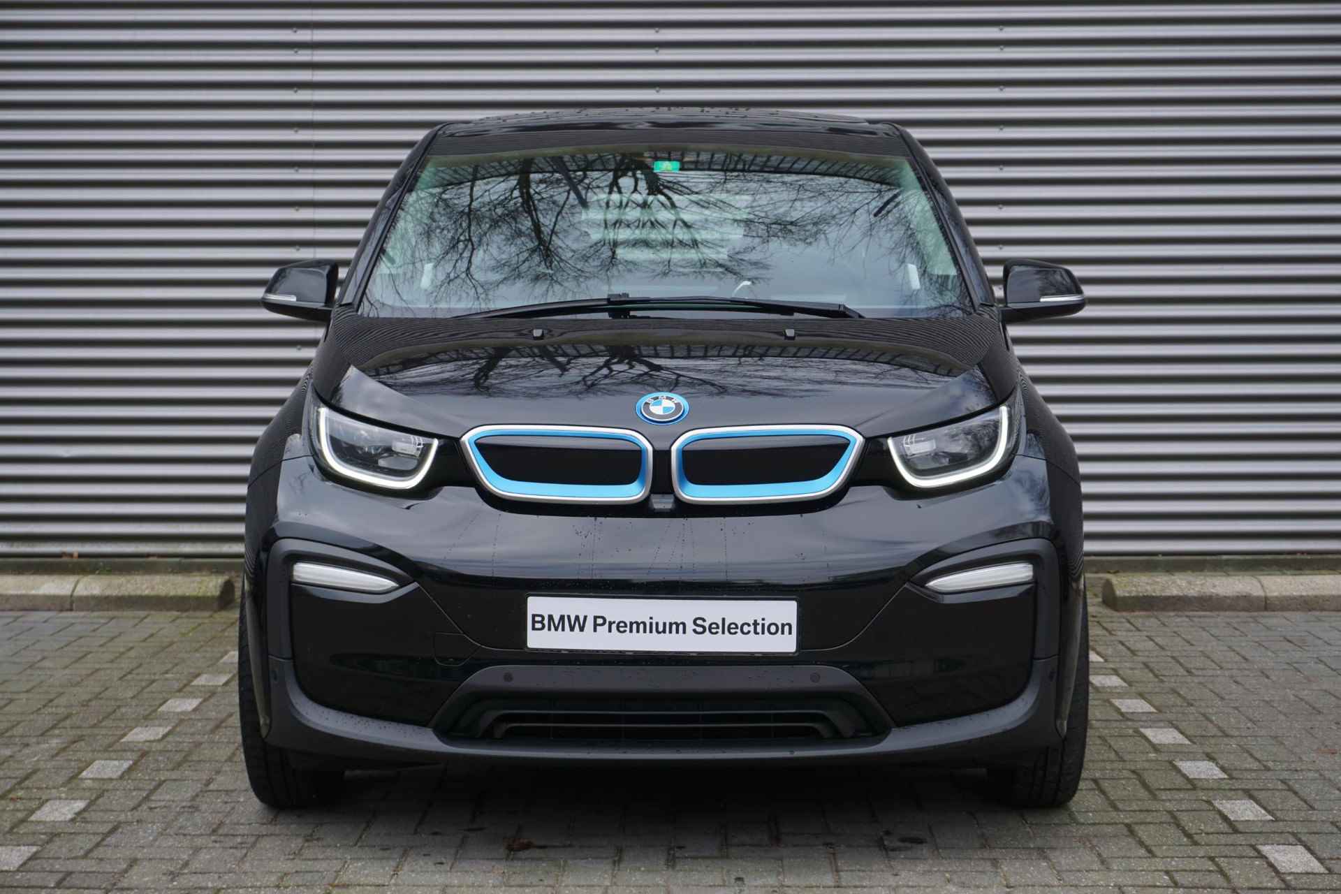 BMW i3 120Ah 42 kWh Parkeerpakket | Comfort pack advanced | Connectivity Pakket | Executive Edition - 3/33