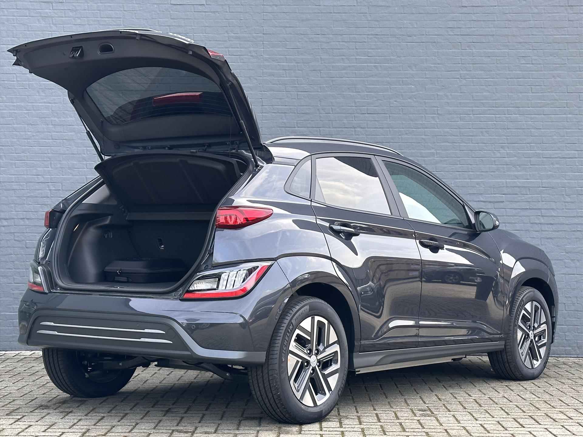 HYUNDAI Kona EV 64KWh 204pk 2WD Aut. Premium - 6/26