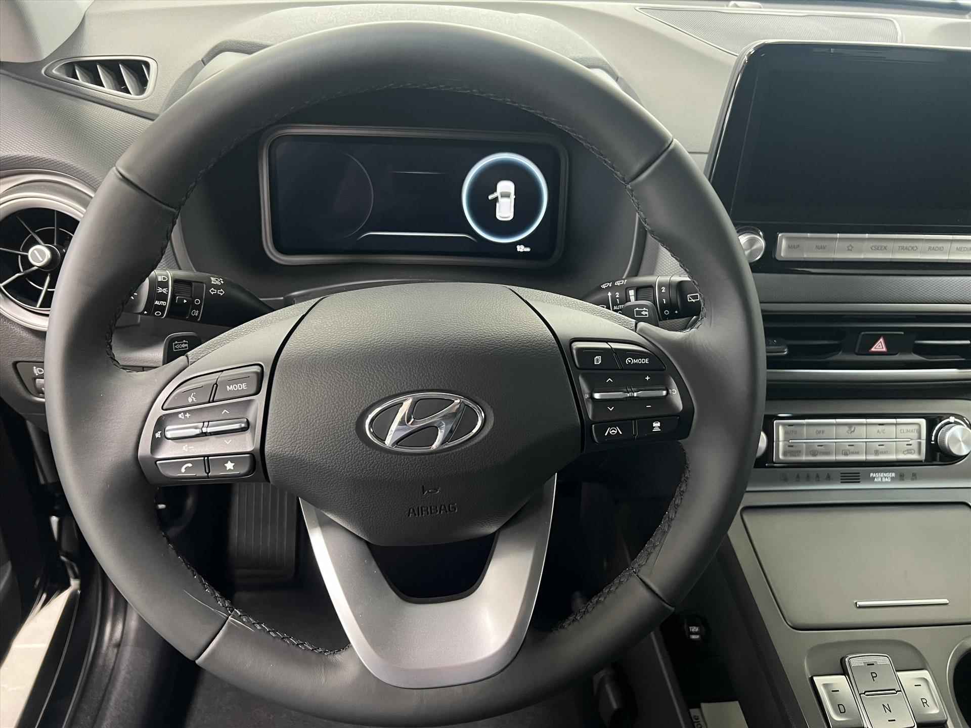 HYUNDAI Kona EV 64KWh 204pk 2WD Aut. Premium - 13/26