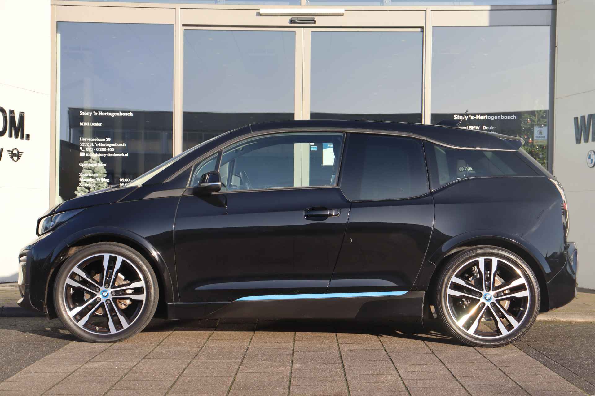 BMW i3 Business / Sportpakket / Achteruitrijcamera / Stoelverwarming / Cruise Control / Extra getint glas achter / Navigatie Professional - 6/28