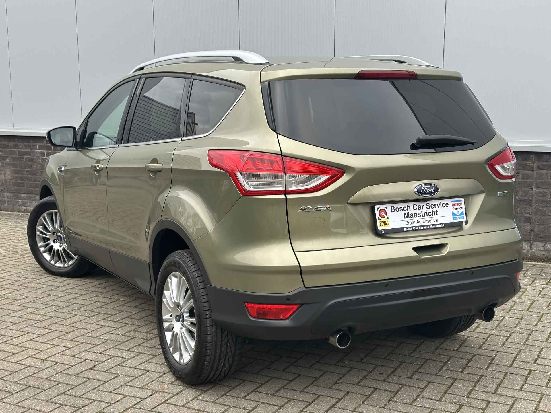 Ford Kuga 1.6 Titanium Plus 4WD | Panorama | 1ste Eigenaar | Volledige Historie | Cruise en Climate control | Winter pakket - 34/38