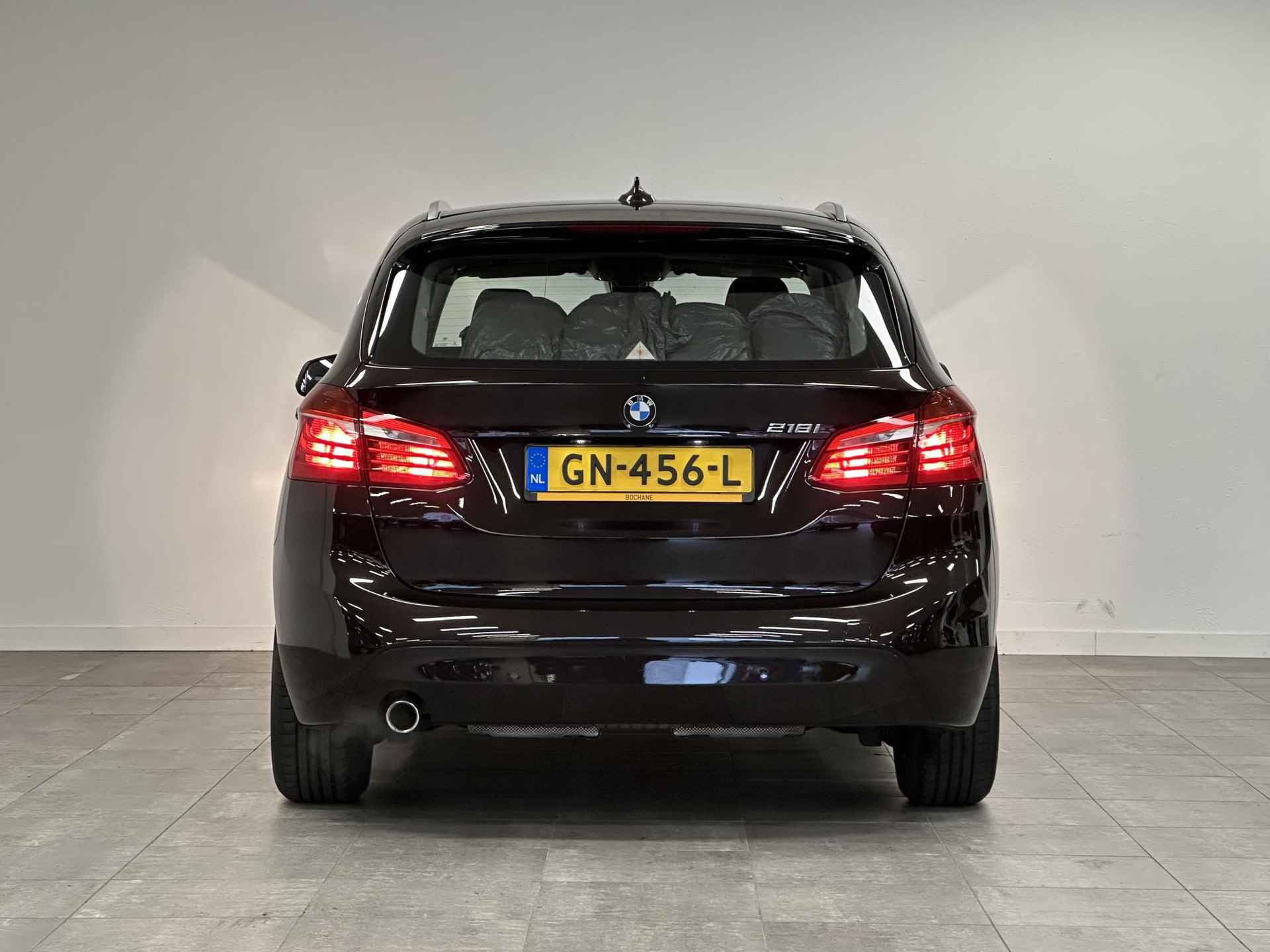 BMW 2-serie Active Tourer 218i Essential | Navigatie - 7/33