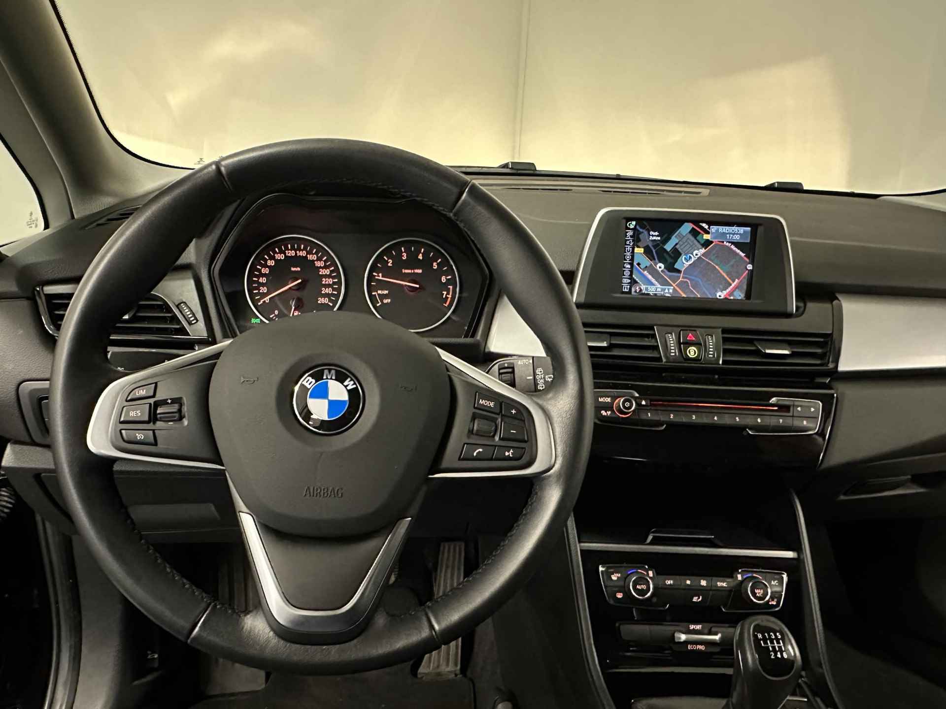 BMW 2-serie Active Tourer 218i Essential | Navigatie - 22/33