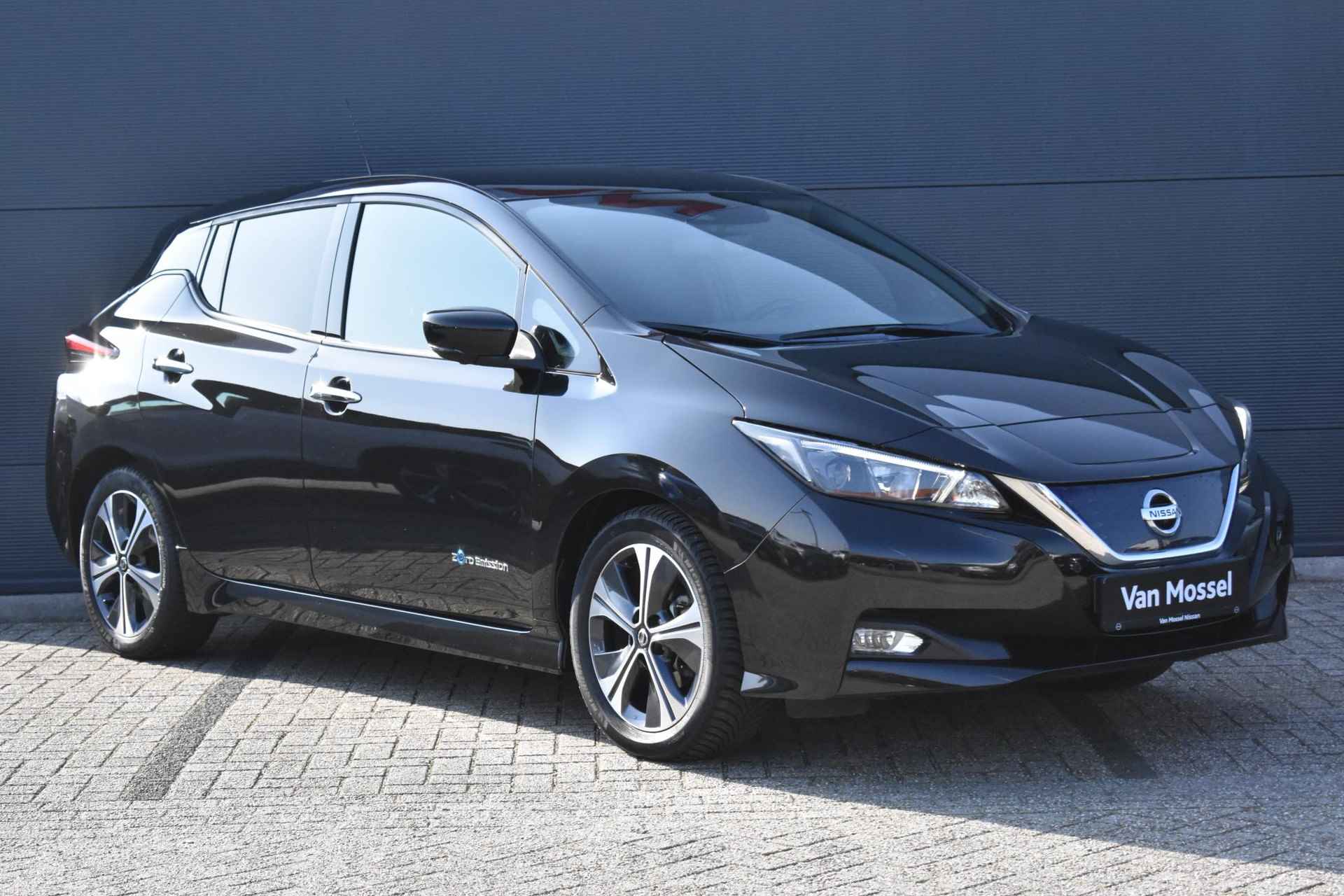 Nissan LEAF 2.ZERO EDITION 40 kWh 150pk | Navigatie | Stoelverwarming | 360 Camera | Adaptive Cruise Control | Automaat - 4/37