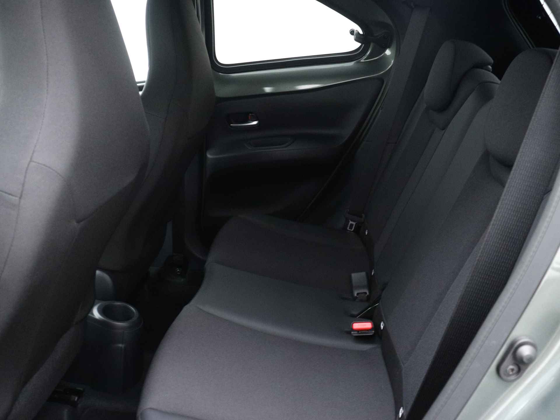 Toyota Aygo X 1.0 VVT-i MT Envy *Demo* | JBL-Audio | Navigatie | - 21/43