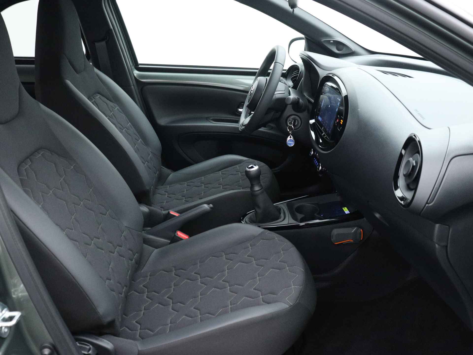 Toyota Aygo X 1.0 VVT-i MT Envy *Demo* | JBL-Audio | Navigatie | - 31/43