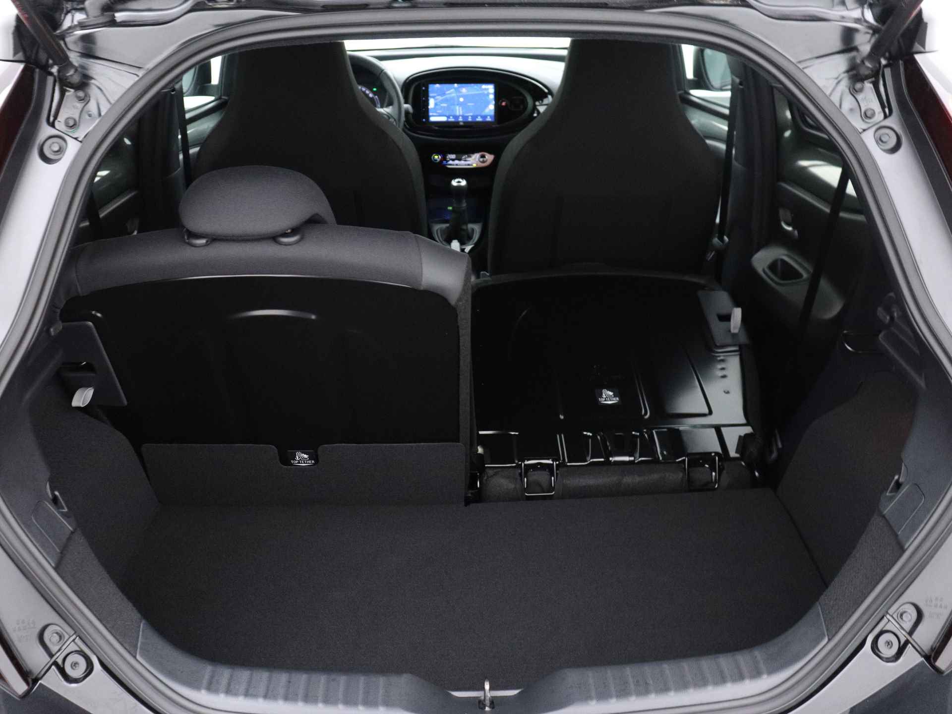 Toyota Aygo X 1.0 VVT-i MT Envy *Demo* | JBL-Audio | Navigatie | - 38/43