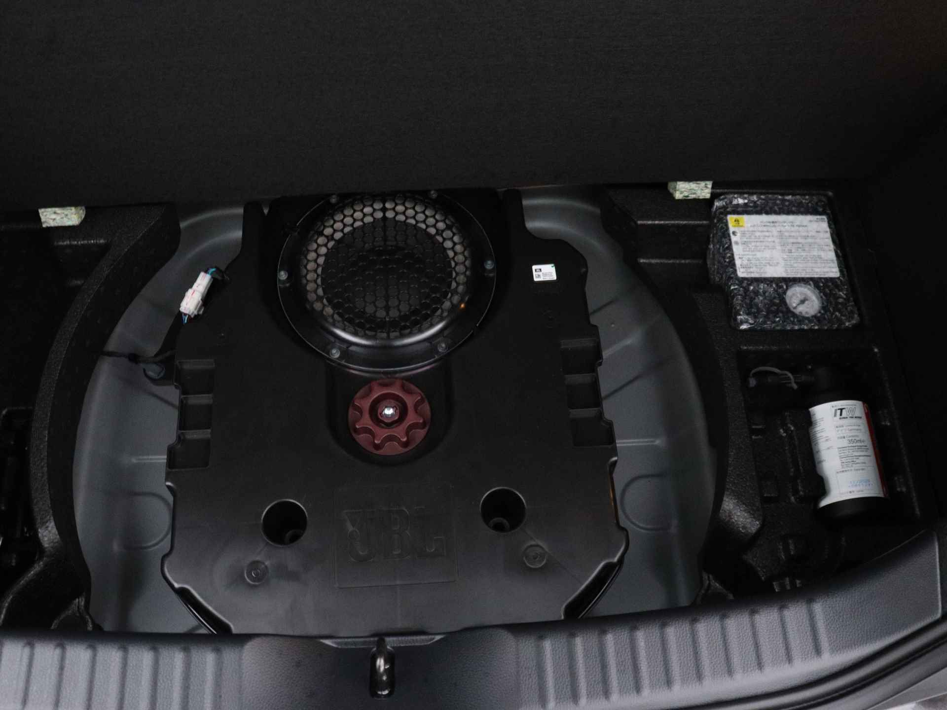 Toyota Aygo X 1.0 VVT-i MT Envy *Demo* | JBL-Audio | Navigatie | - 40/43