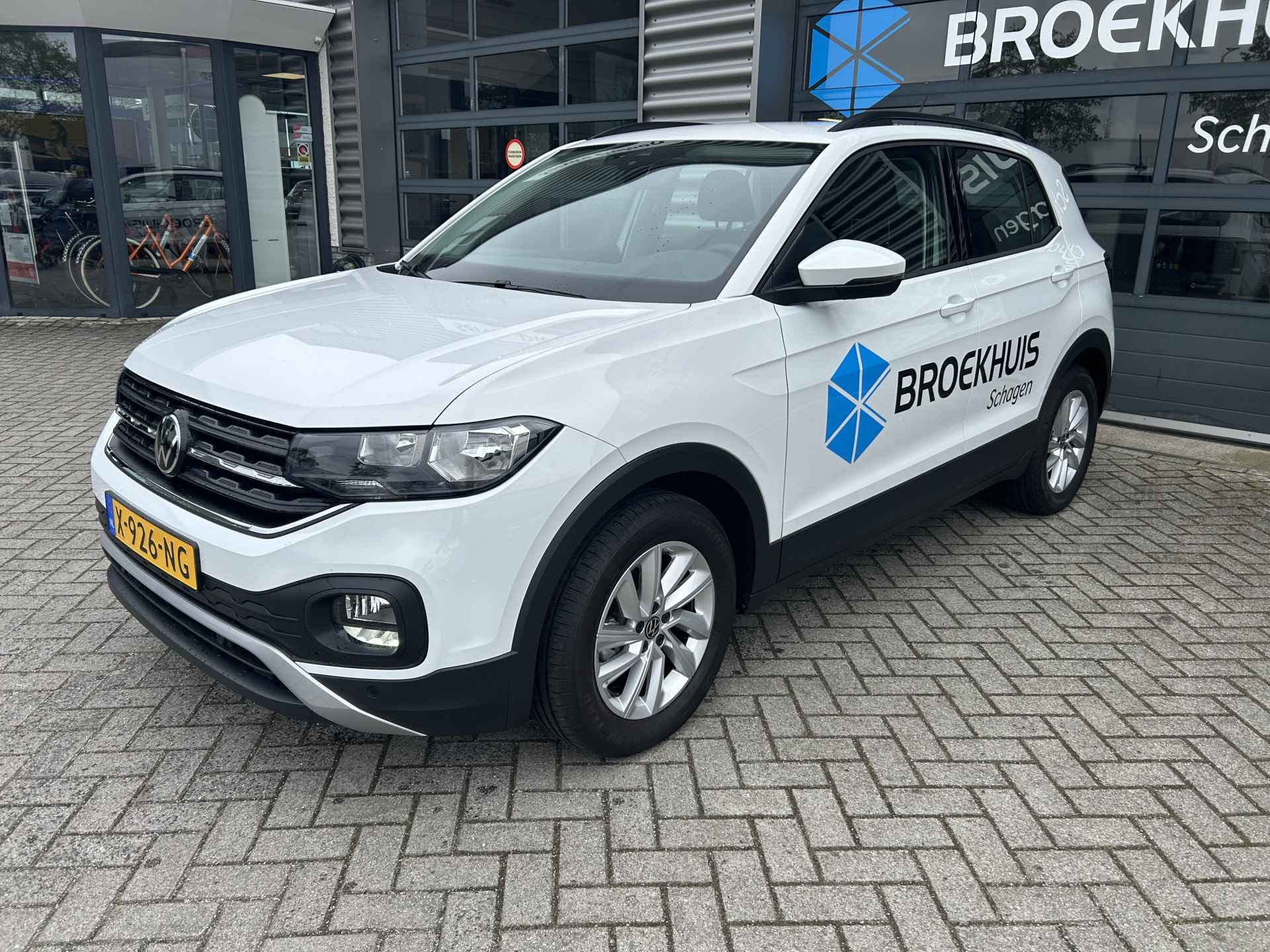 Volkswagen T-Cross 1.0 TSI 110 pk Life | Digital Cockpit | LMV | Navigatie | Parkeersensoren | Apple Carplay/Android | - 4/31