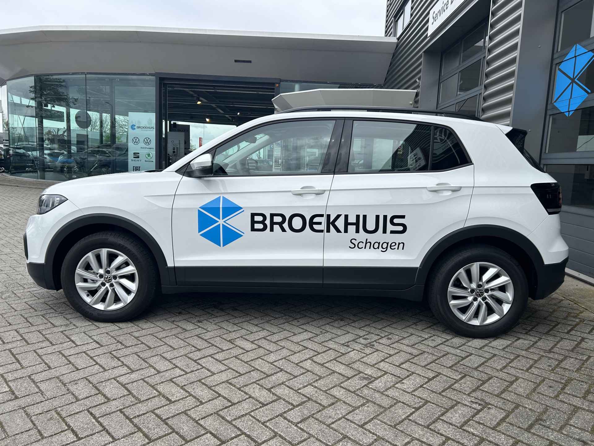 Volkswagen T-Cross 1.0 TSI 110 pk Life | Digital Cockpit | LMV | Navigatie | Parkeersensoren | Apple Carplay/Android | - 6/31