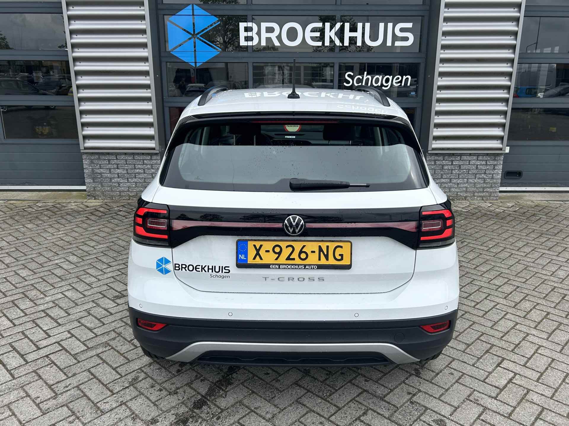 Volkswagen T-Cross 1.0 TSI 110 pk Life | Digital Cockpit | LMV | Navigatie | Parkeersensoren | Apple Carplay/Android | - 8/31