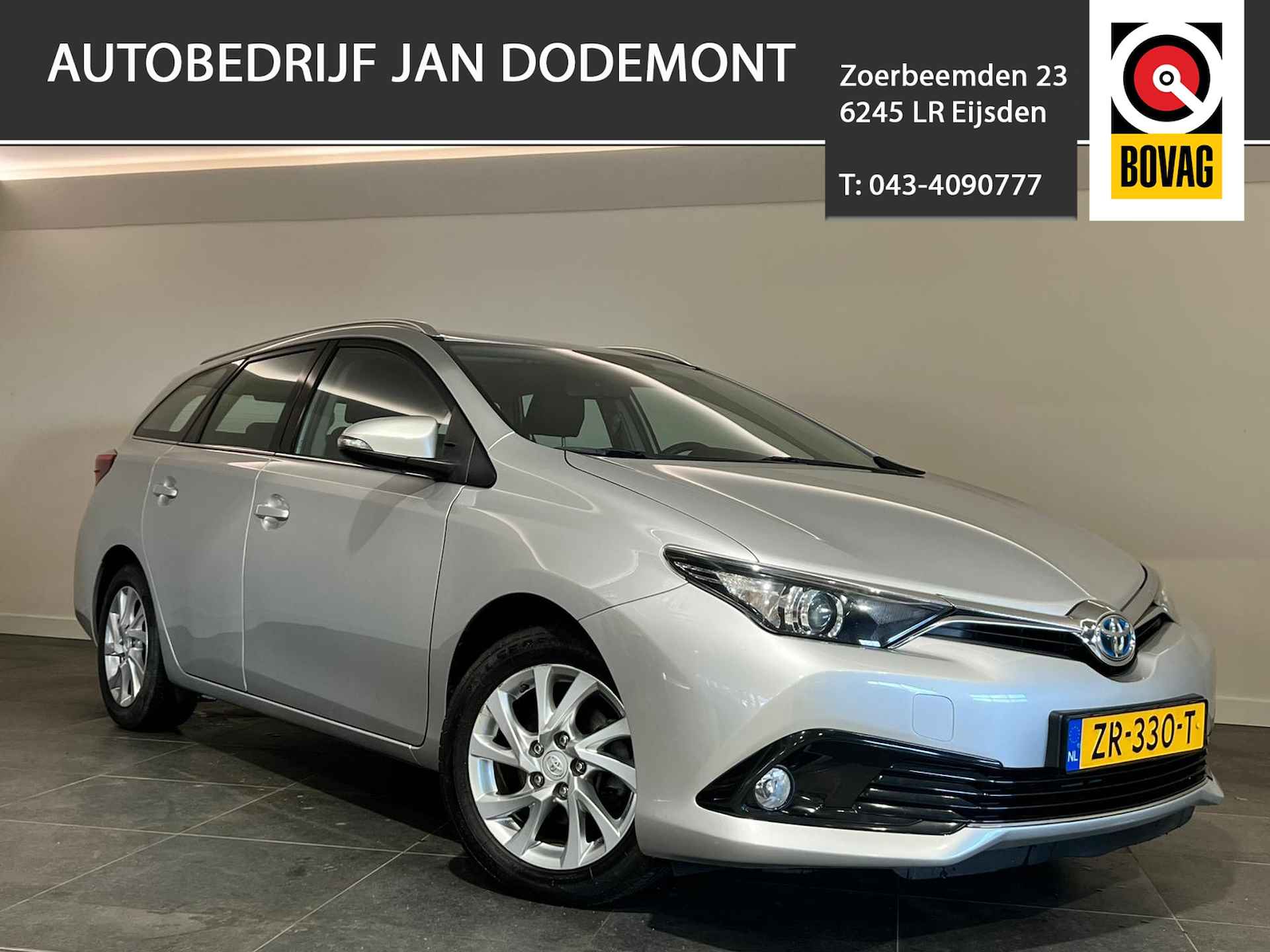 Toyota Auris 1.8 HYBRID TOURING SPORTS CVT Automaat / Clima / Cruise / Achteruitrijcamera - 1/18