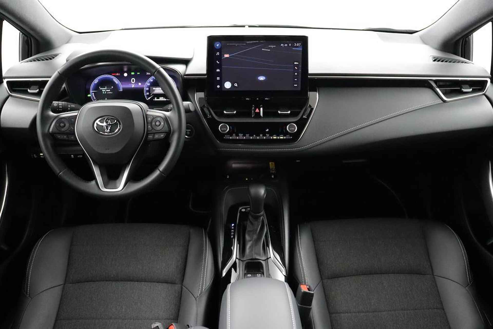 Toyota Corolla Touring Sports 1.8 Hybrid First Edition | Navigatie | Adaptieve-Cruise | Parkeersensoren | Elektrische achterklep | - 4/105