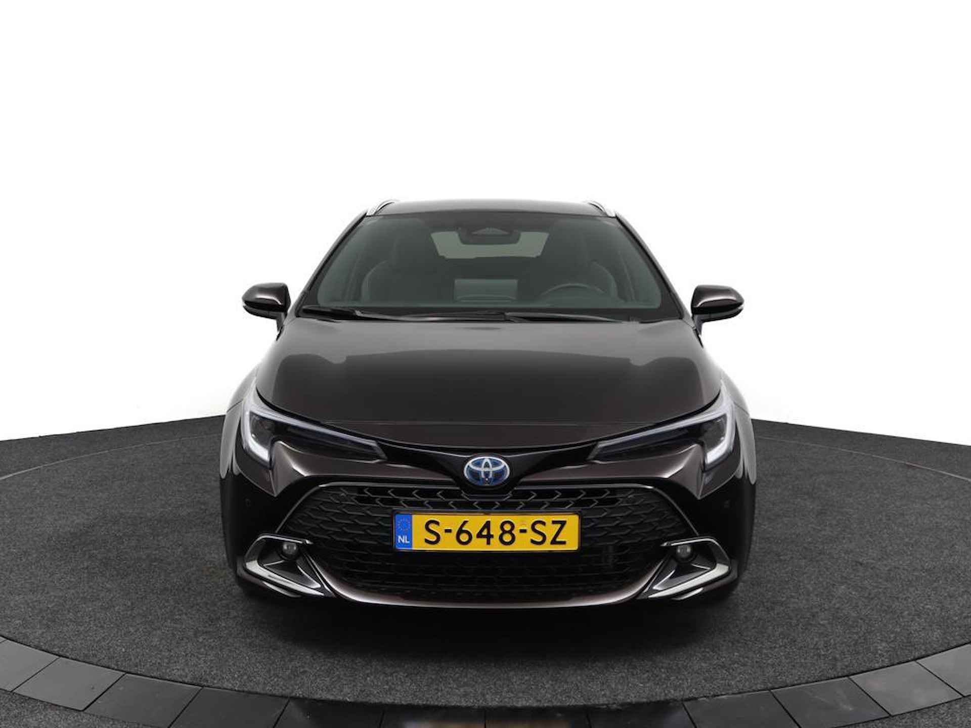 Toyota Corolla Touring Sports 1.8 Hybrid First Edition | Navigatie | Adaptieve-Cruise | Parkeersensoren | Elektrische achterklep | - 65/105