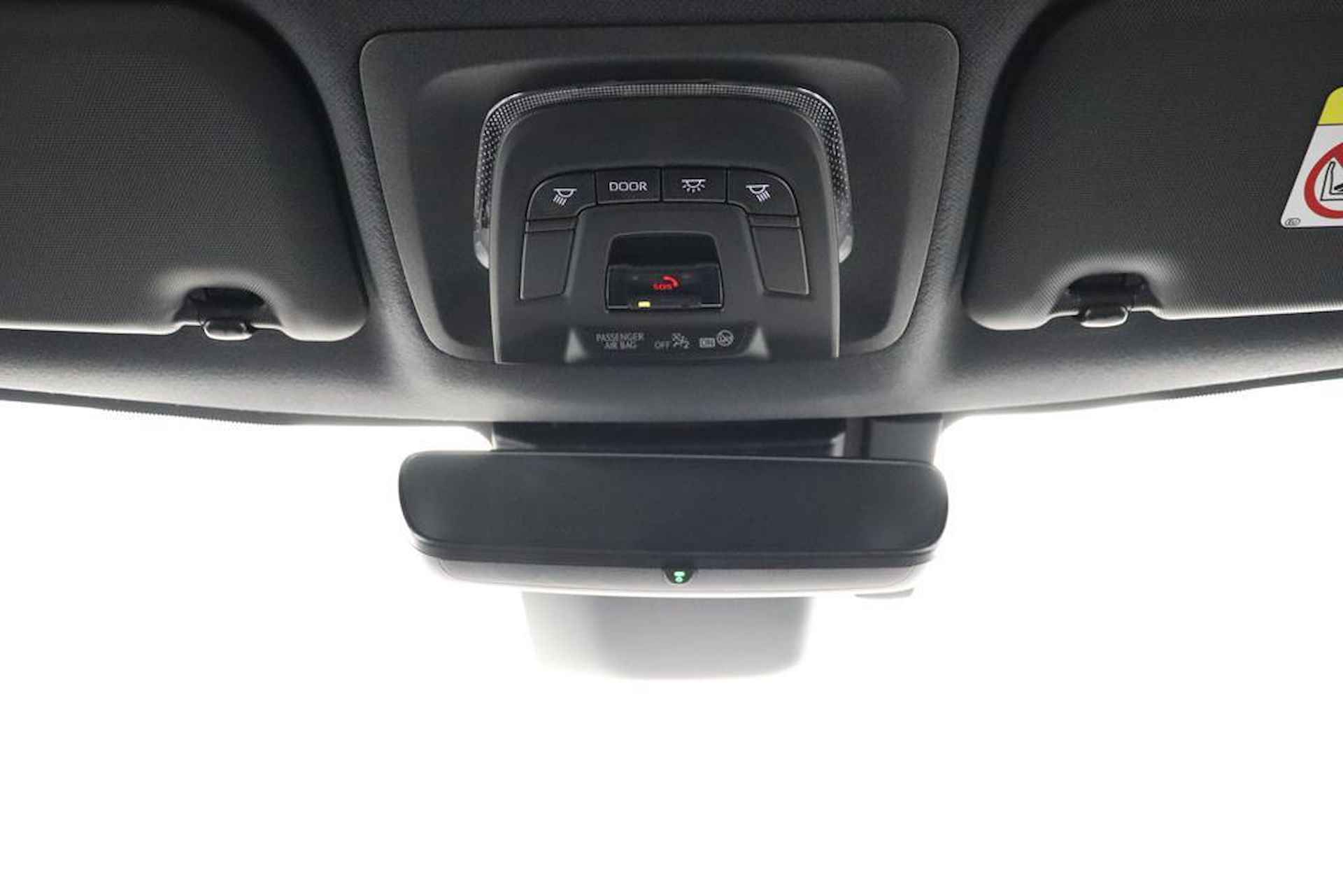 Toyota Corolla Touring Sports 1.8 Hybrid First Edition | Navigatie | Adaptieve-Cruise | Parkeersensoren | Elektrische achterklep | - 81/105