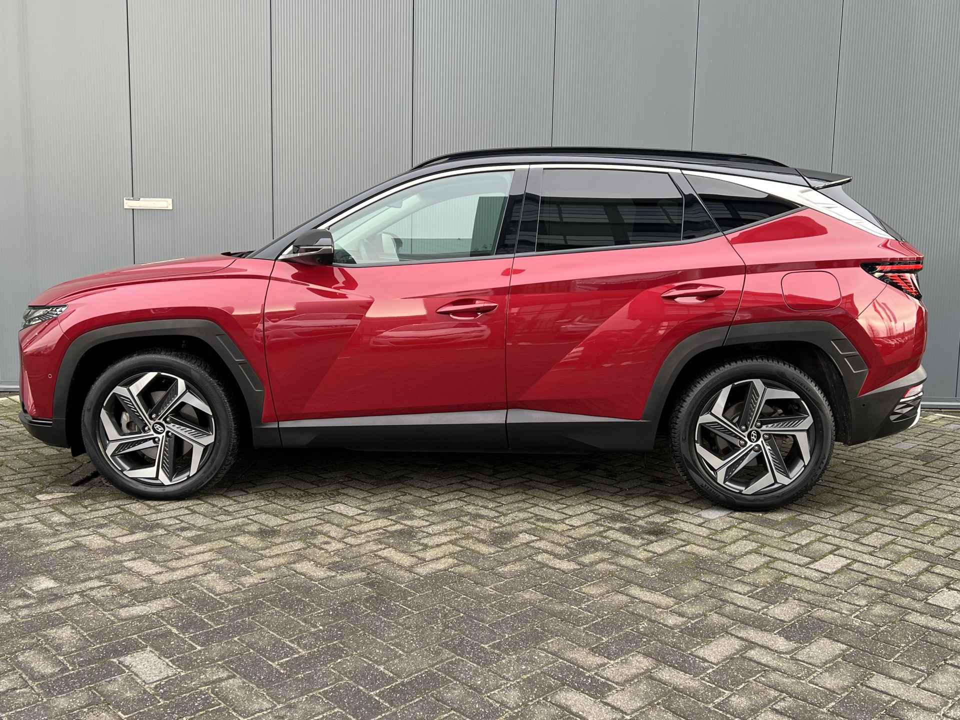 Hyundai Tucson 1.6 T-GDI PHEV 265pk Premium 4WD | Elektrische achterklep | Stoelventilatie | Leder | Adaptive cruise controle | Bestuurdersstoe - 3/36