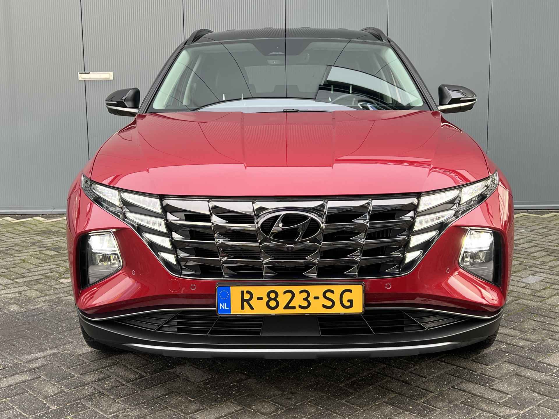 Hyundai Tucson 1.6 T-GDI PHEV 265pk Premium 4WD | Elektrische achterklep | Stoelventilatie | Leder | Adaptive cruise controle | Bestuurdersstoe - 5/36