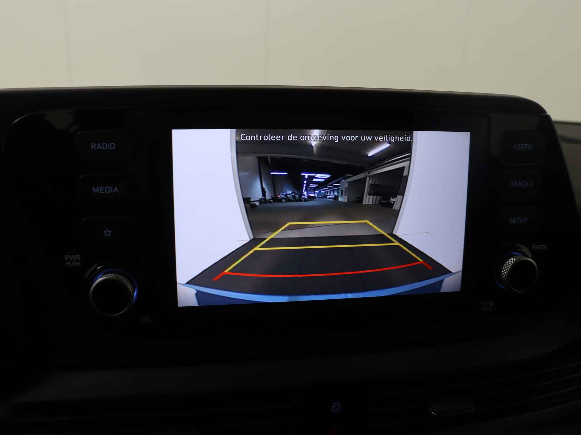 Hyundai i20 1.0 T-GDI Comfort | Navigatie by App | Airco | Lichtmetalen Velgen MD - 15/34